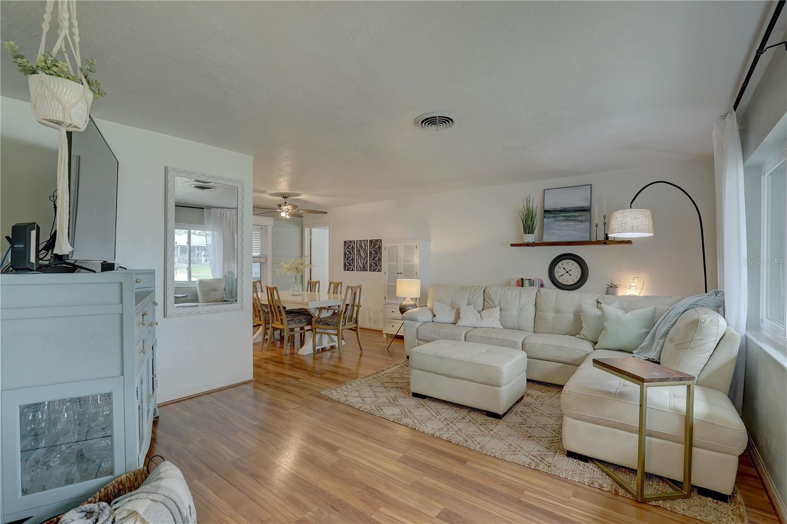 8995 BRIARWOOD DR, SEMINOLE, FL, 33772