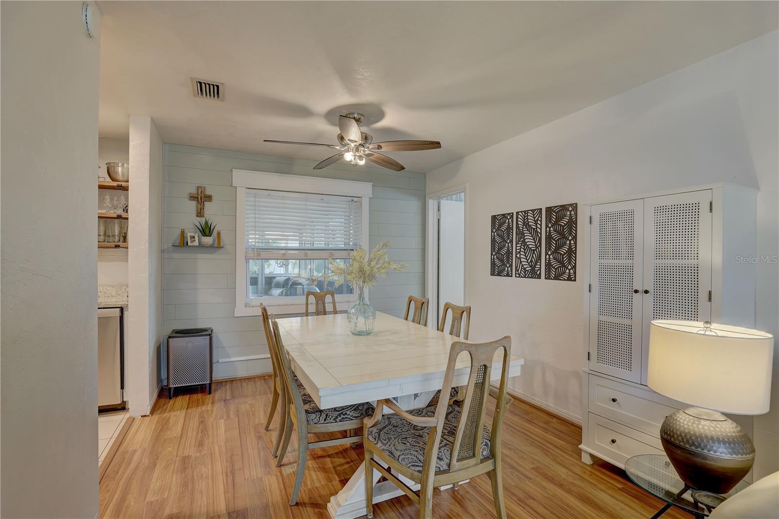 8995 BRIARWOOD DR, SEMINOLE, FL, 33772