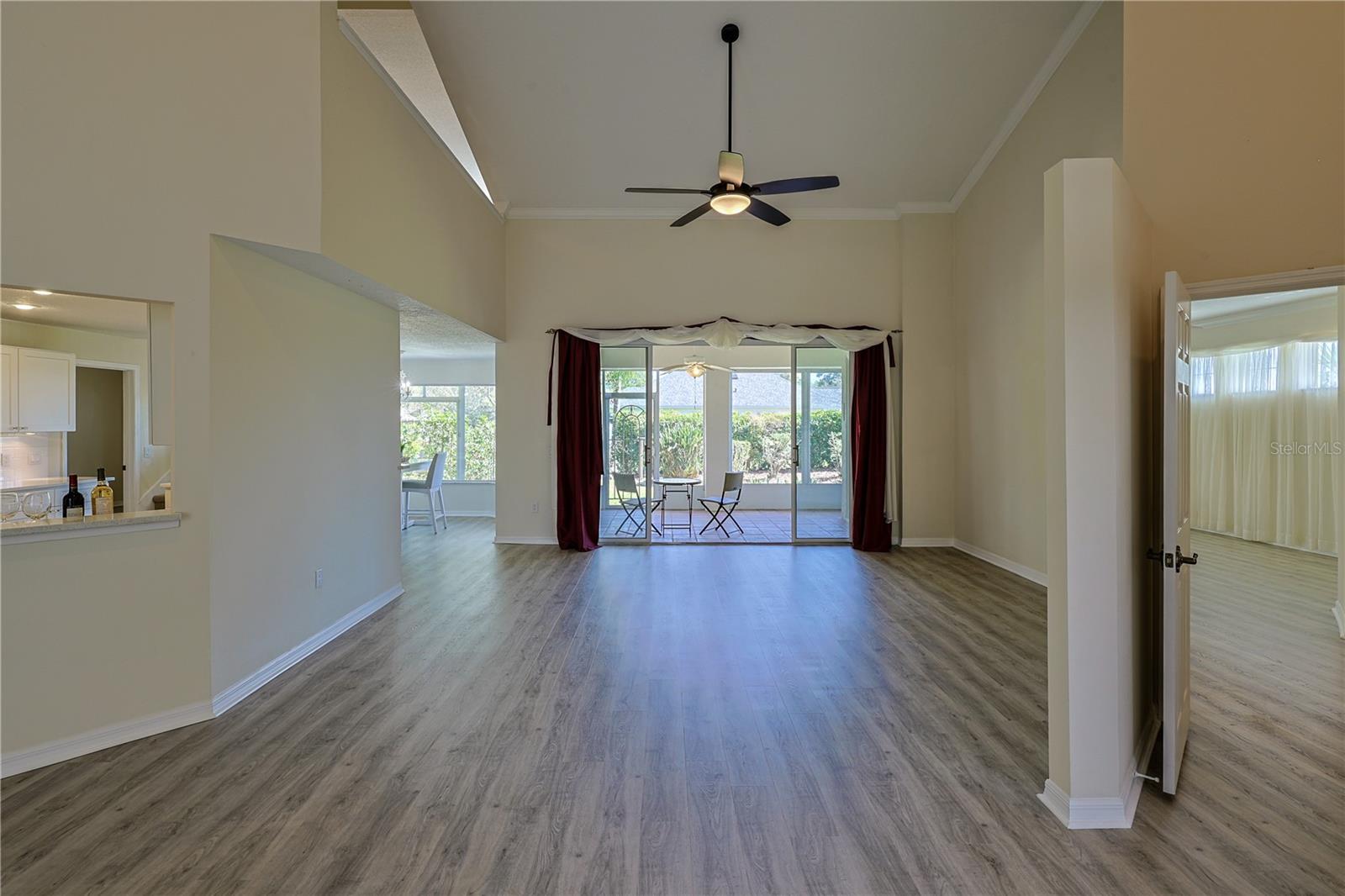 39100 TACOMA DR, LADY LAKE, FL, 32159