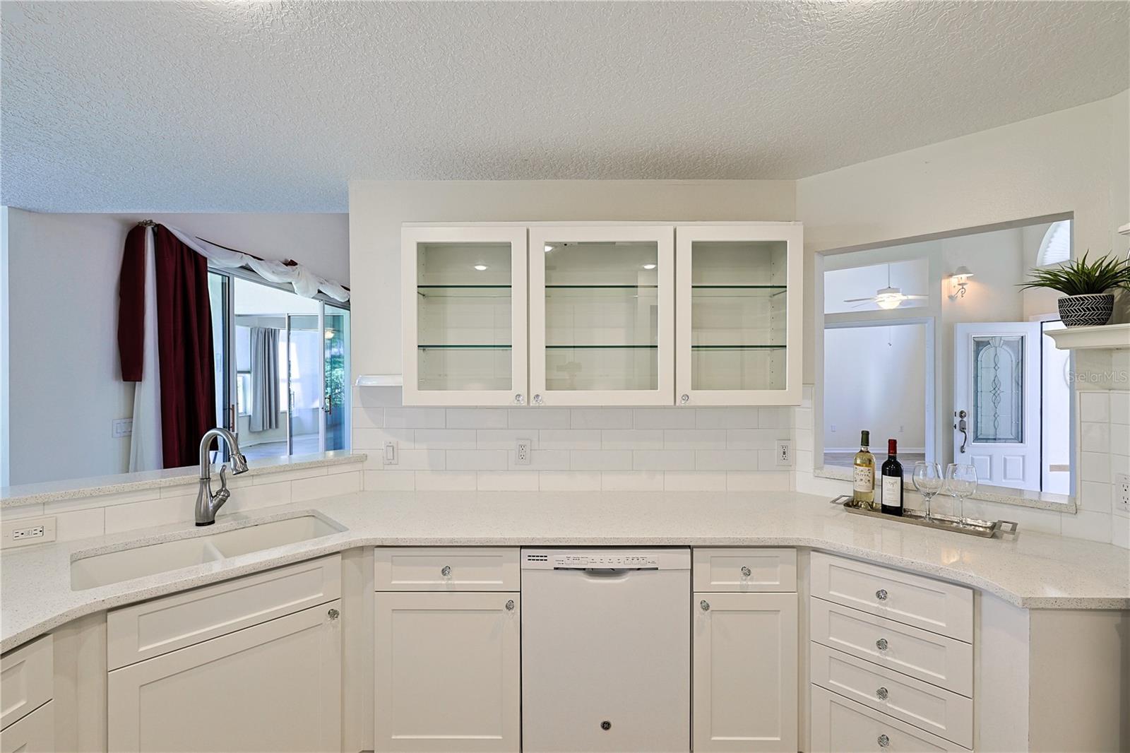 39100 TACOMA DR, LADY LAKE, FL, 32159