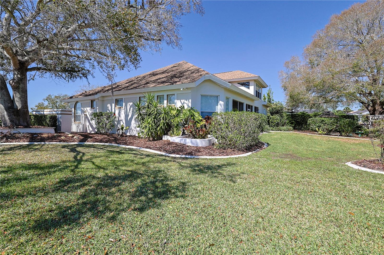 39100 TACOMA DR, LADY LAKE, FL, 32159