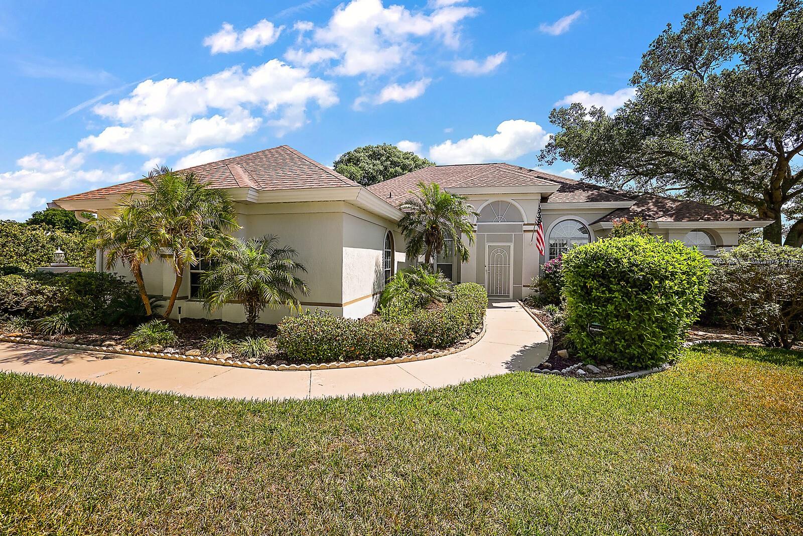 39100 TACOMA DR, LADY LAKE, FL, 32159