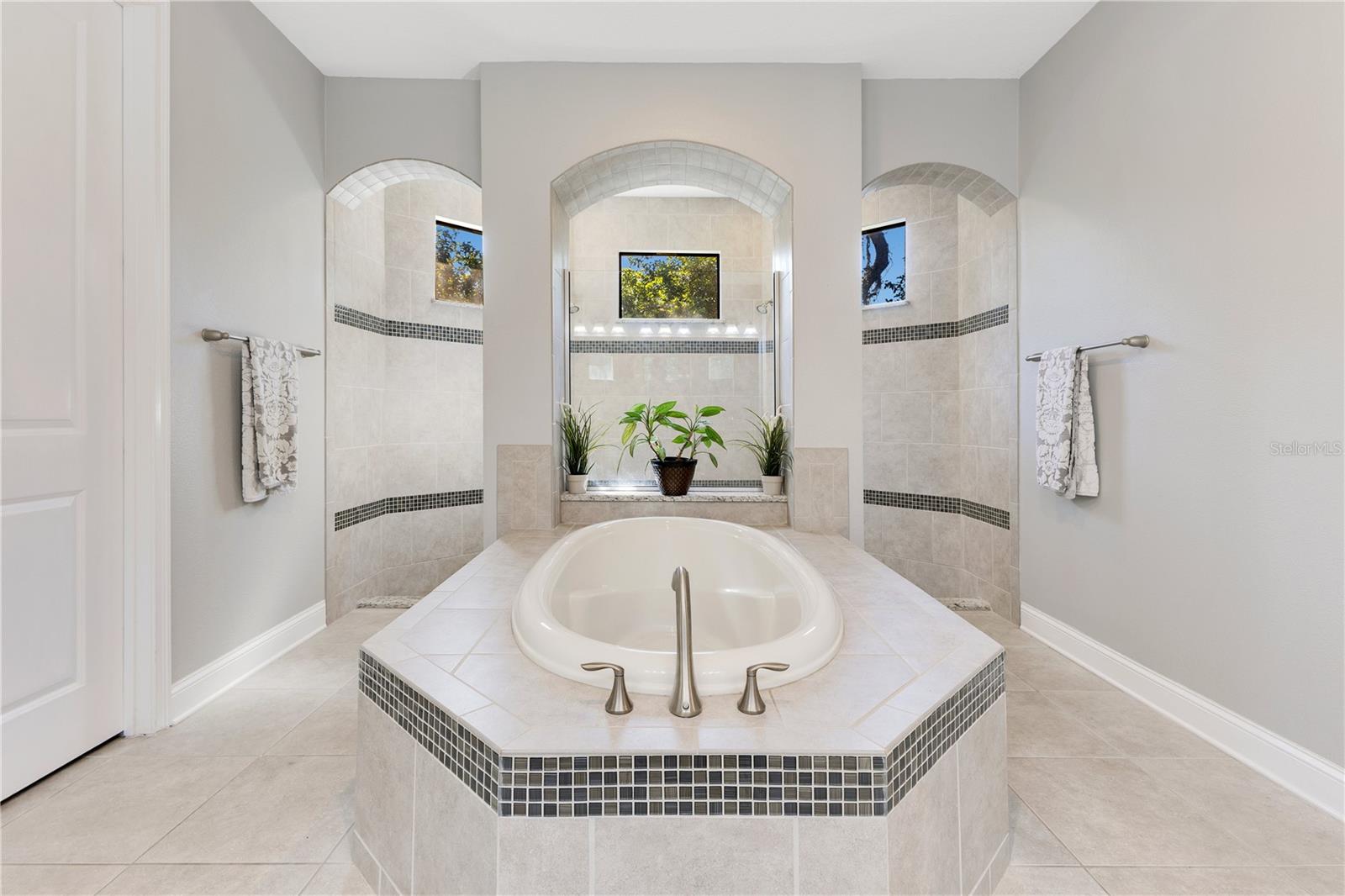 8718 SHIMMERING PINE PL, SANFORD, FL, 32771