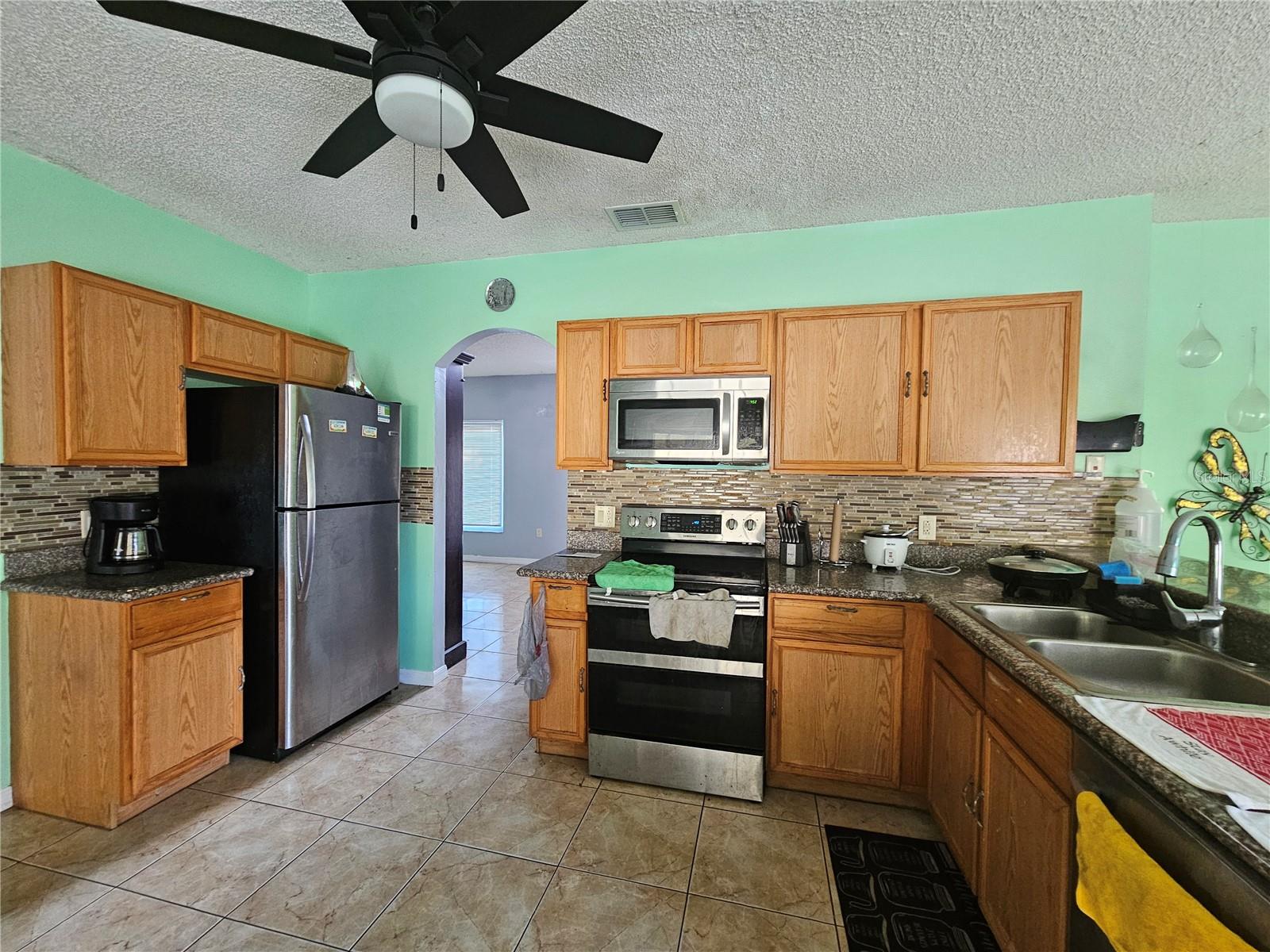 626 WALLABY LN, KISSIMMEE, FL, 34759