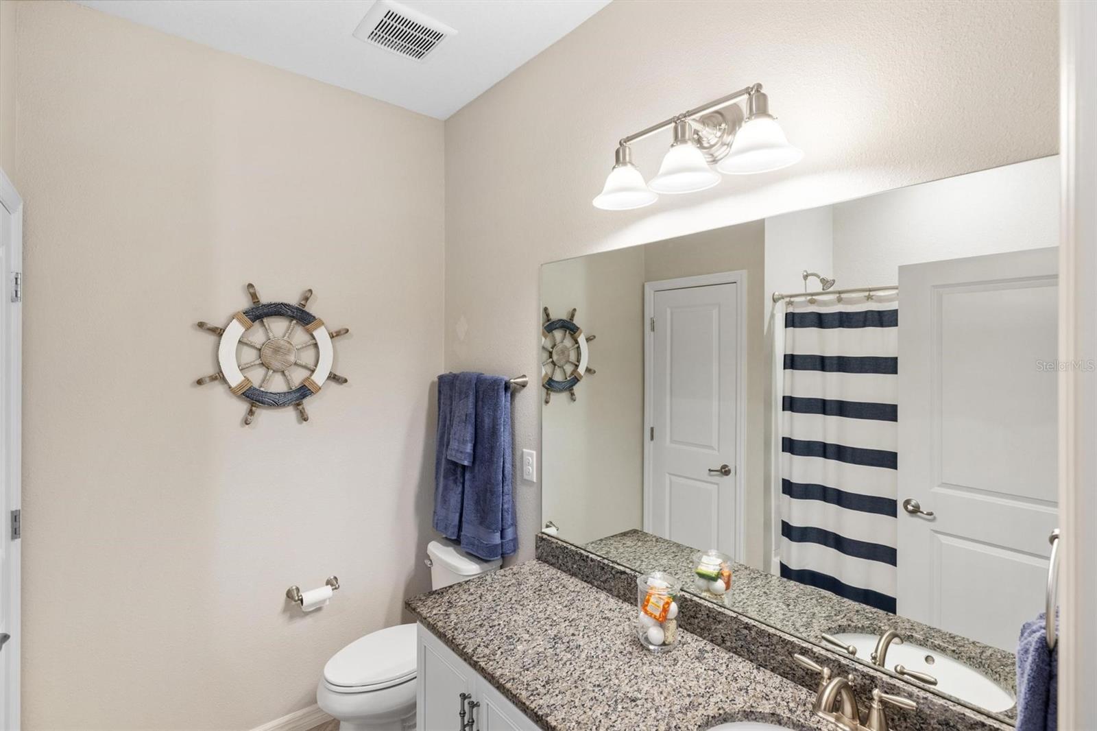 2042 MESIC HAMMOCK WAY, VENICE, FL, 34292