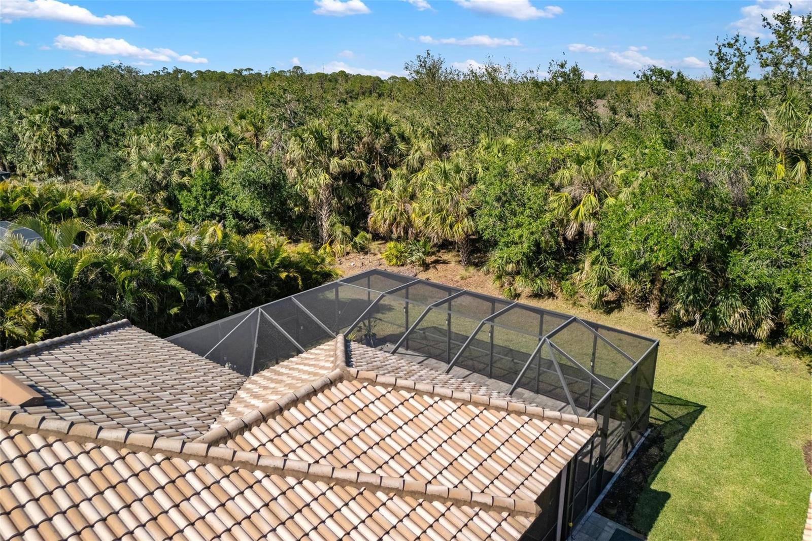 2042 MESIC HAMMOCK WAY, VENICE, FL, 34292