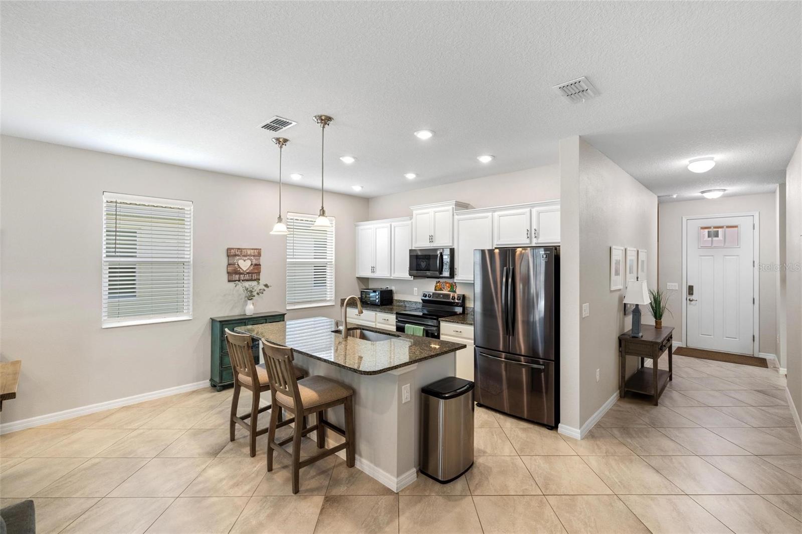 2042 MESIC HAMMOCK WAY, VENICE, FL, 34292