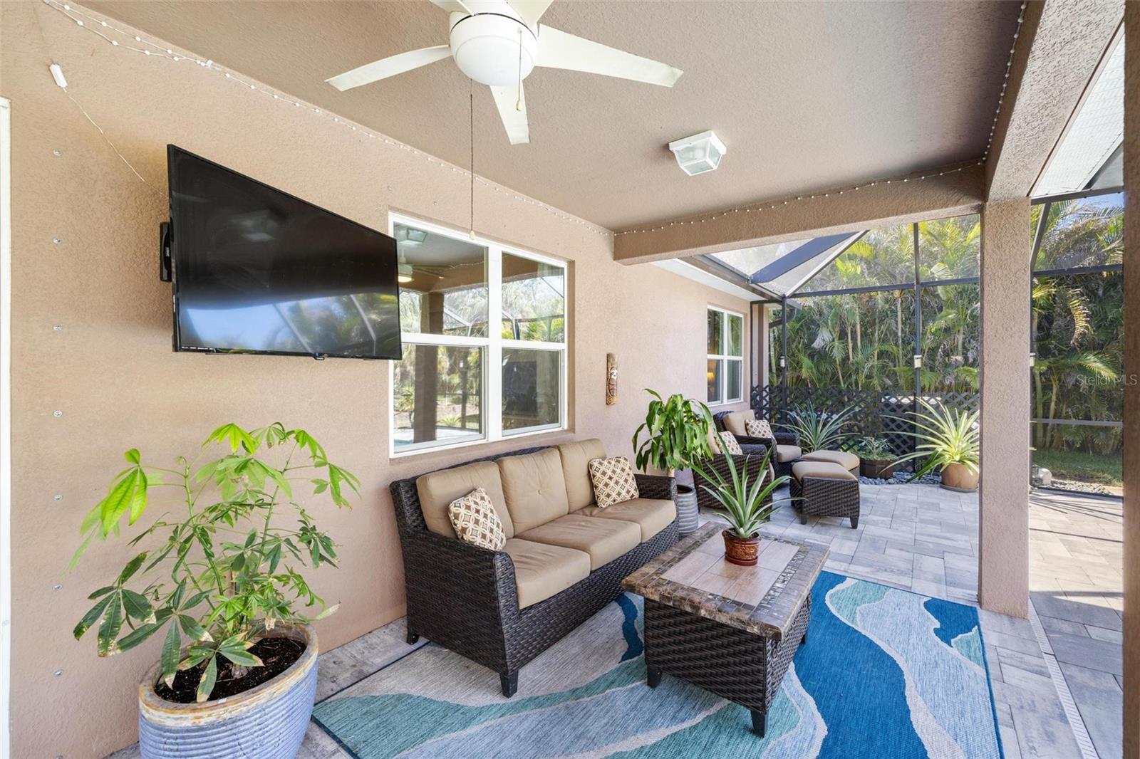 2042 MESIC HAMMOCK WAY, VENICE, FL, 34292