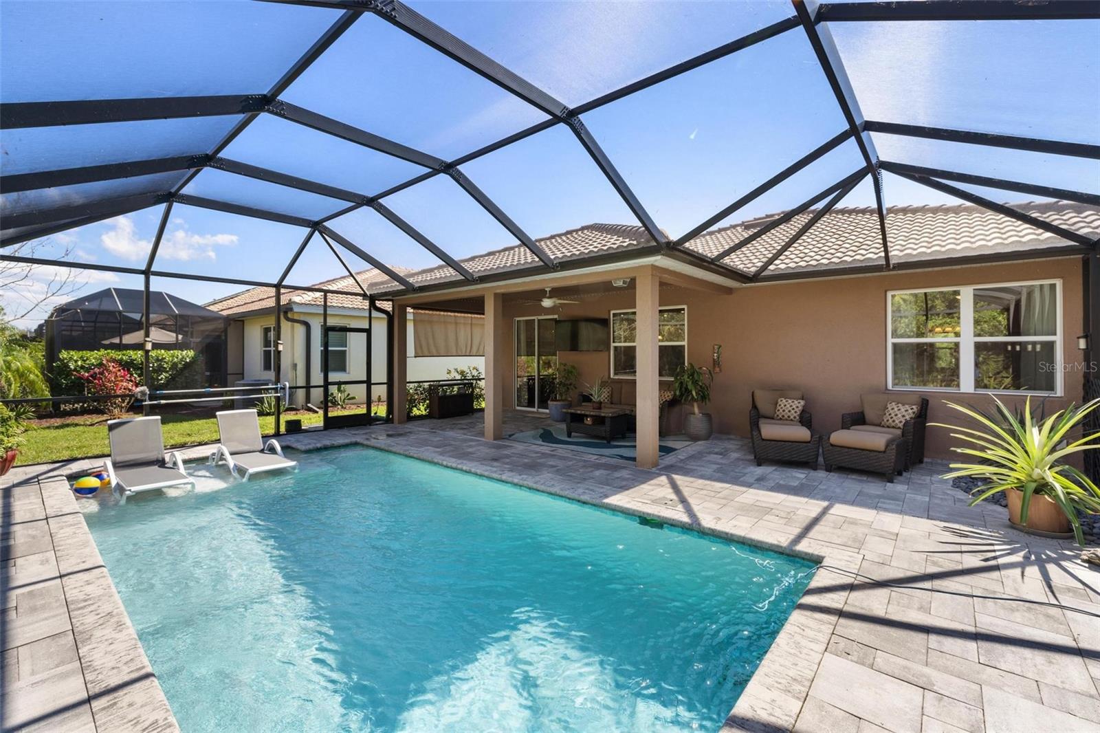 2042 MESIC HAMMOCK WAY, VENICE, FL, 34292