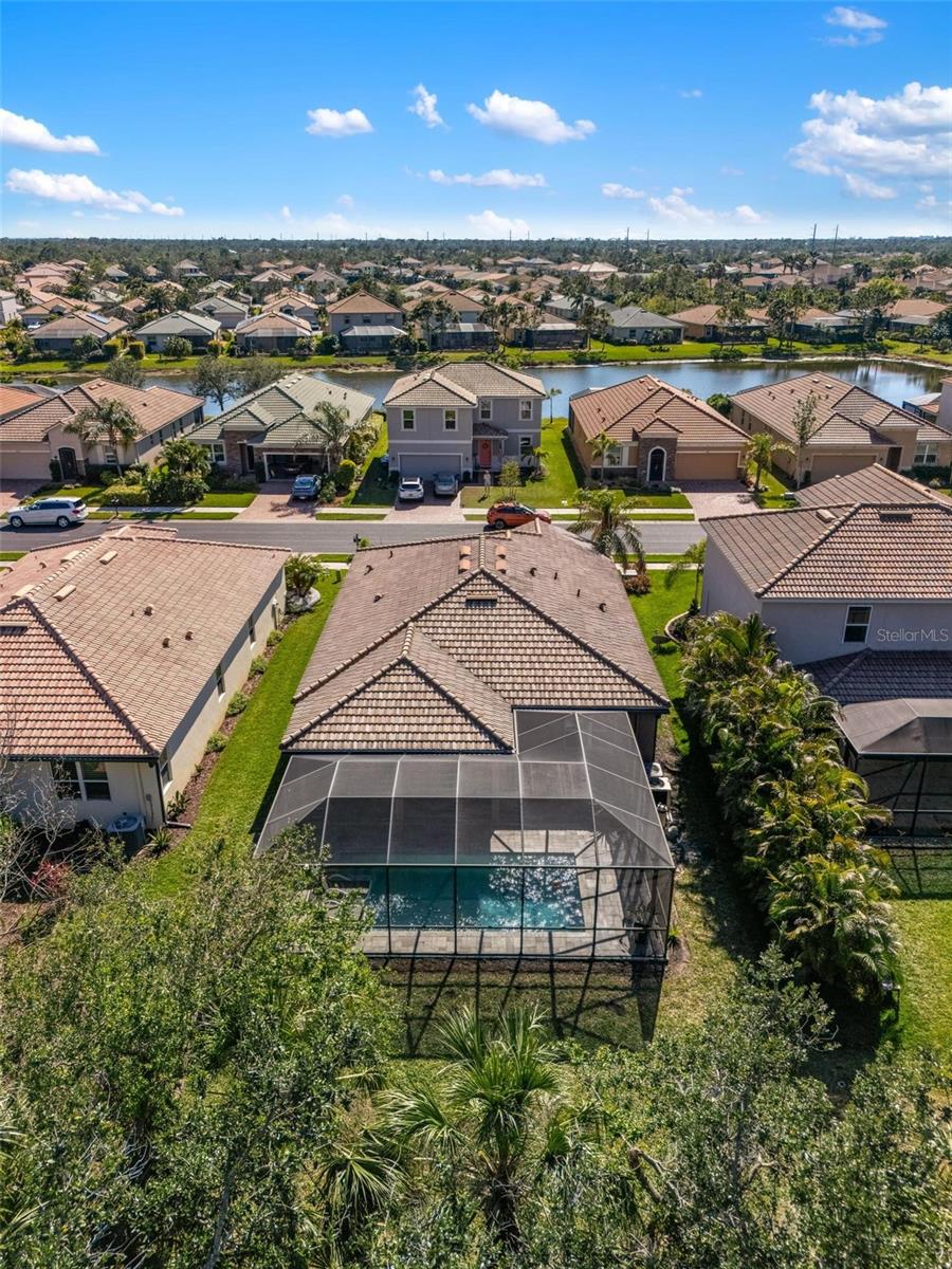2042 MESIC HAMMOCK WAY, VENICE, FL, 34292