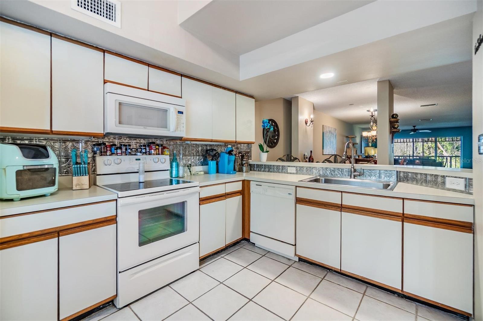 2511 DOLLY BAY DR #304, PALM HARBOR, FL, 34684