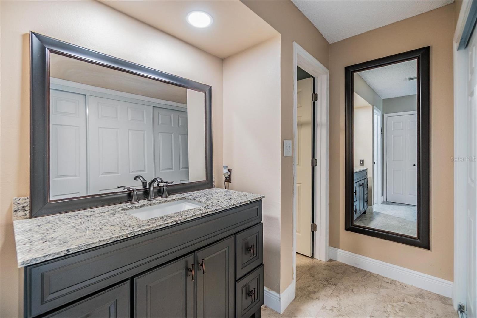 2511 DOLLY BAY DR #304, PALM HARBOR, FL, 34684