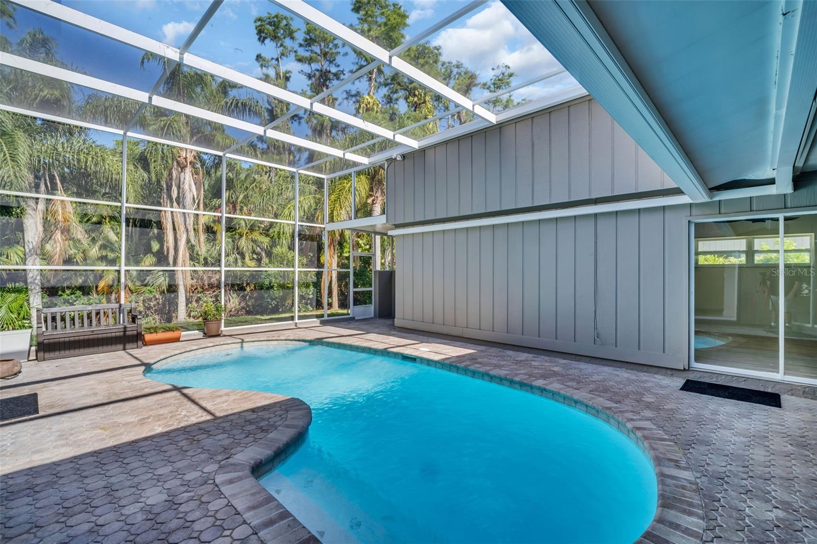 375 HOLLY HILL RD, OLDSMAR, FL, 34677