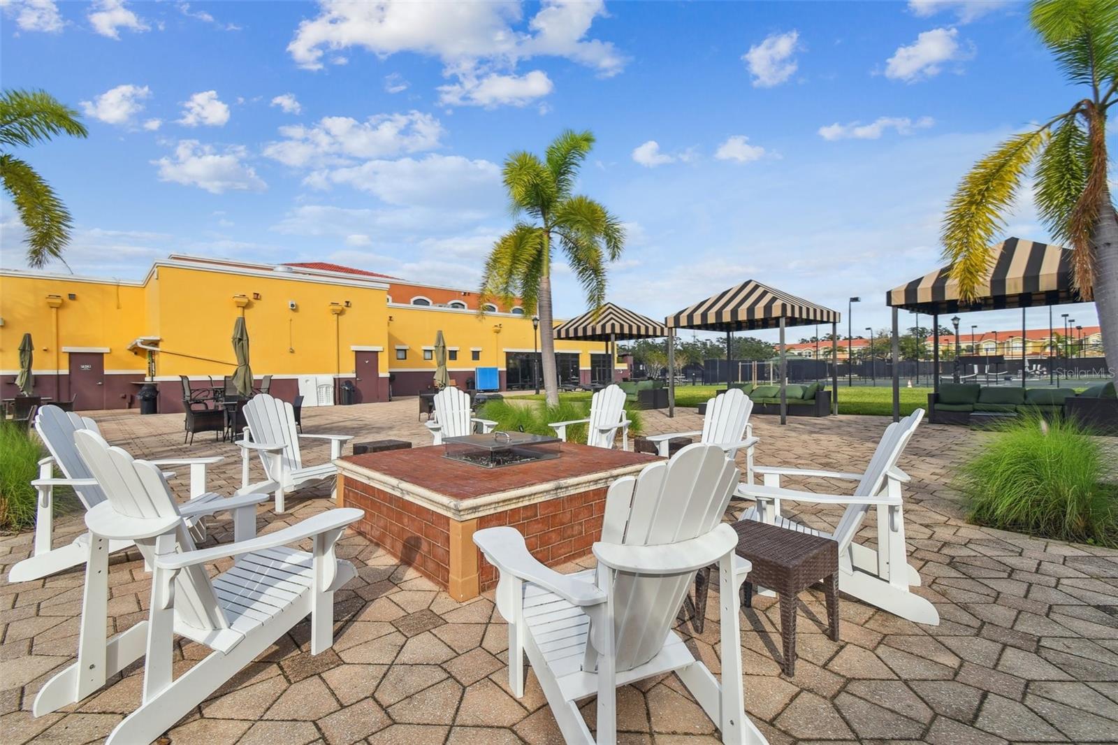 4044 PRIORY CIR, TAMPA, FL, 33618