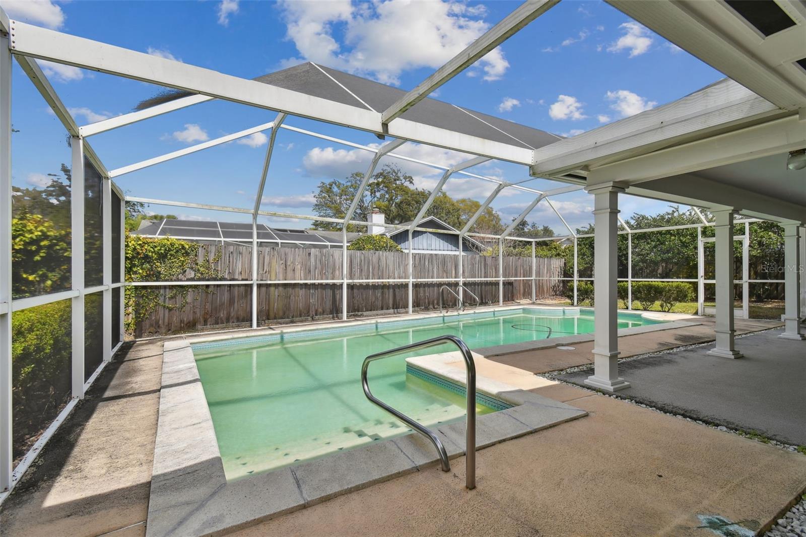 4044 PRIORY CIR, TAMPA, FL, 33618