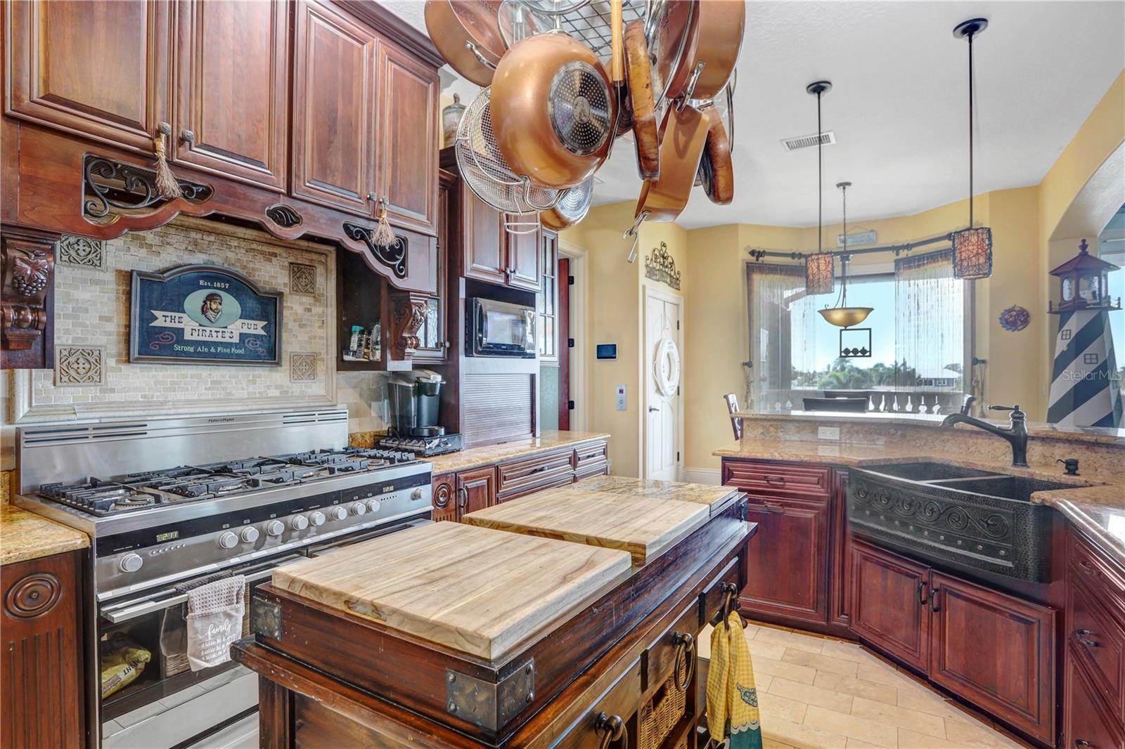 541 TREVISO DR, APOLLO BEACH, FL, 33572