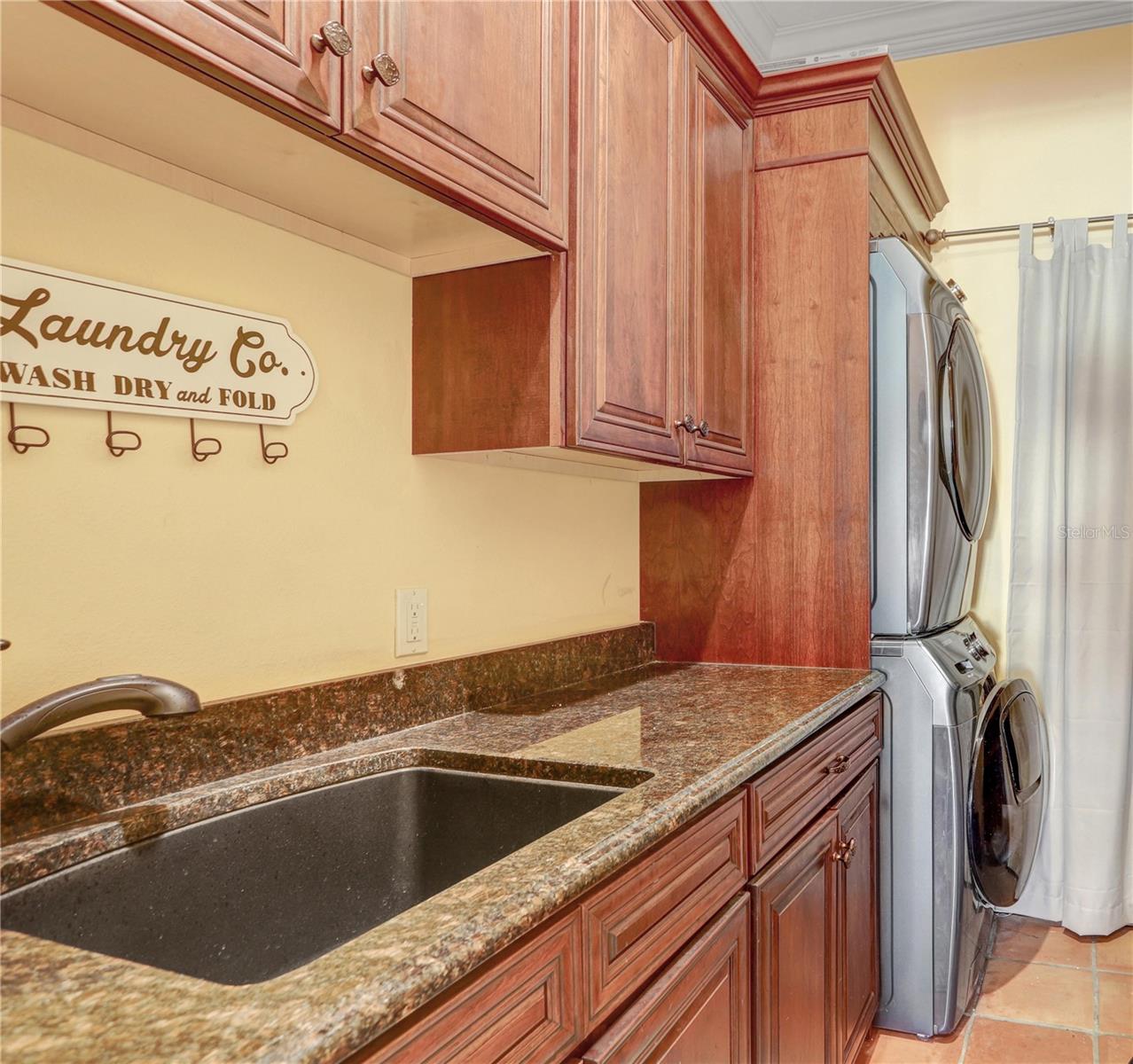541 TREVISO DR, APOLLO BEACH, FL, 33572