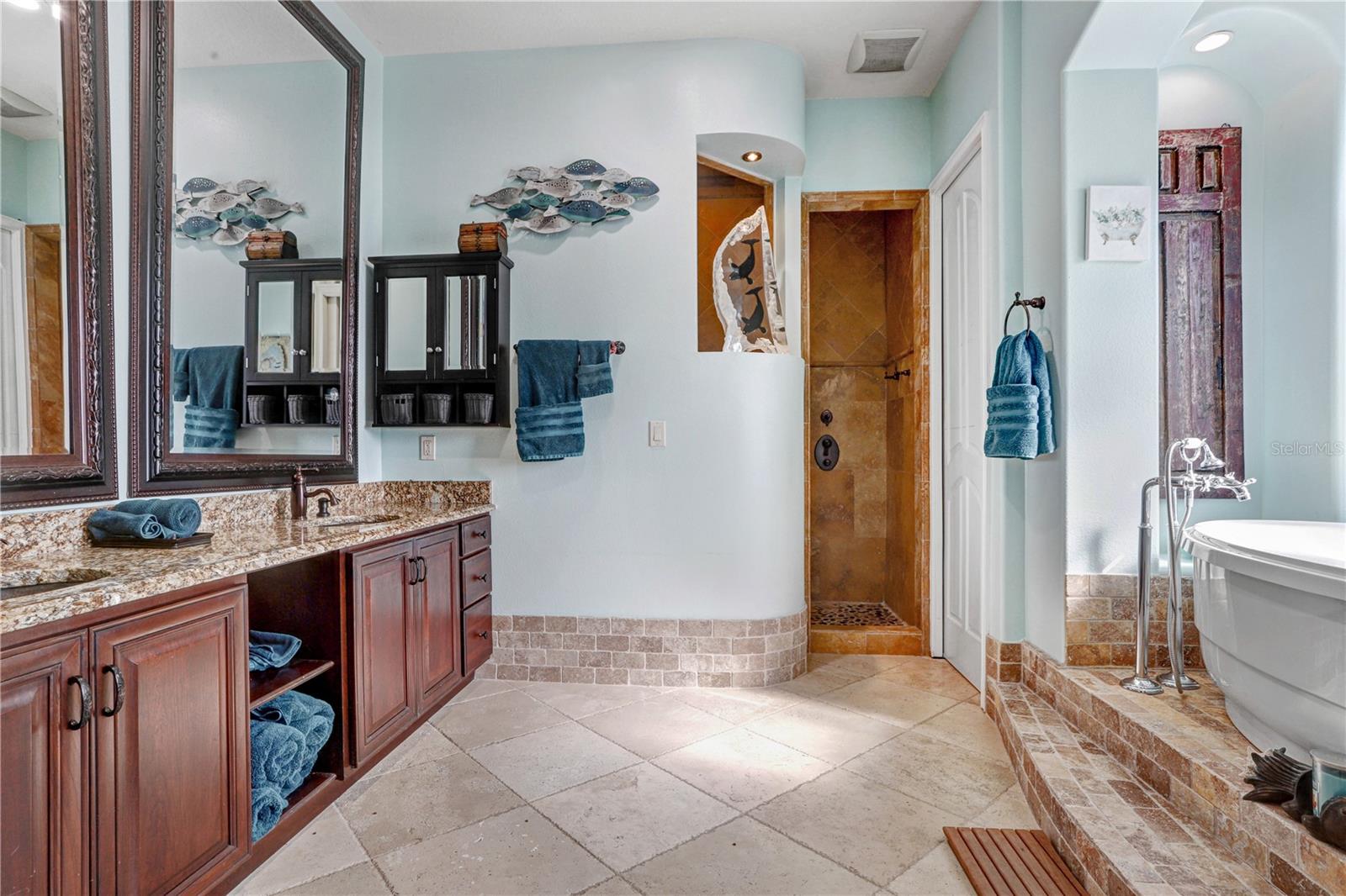 541 TREVISO DR, APOLLO BEACH, FL, 33572