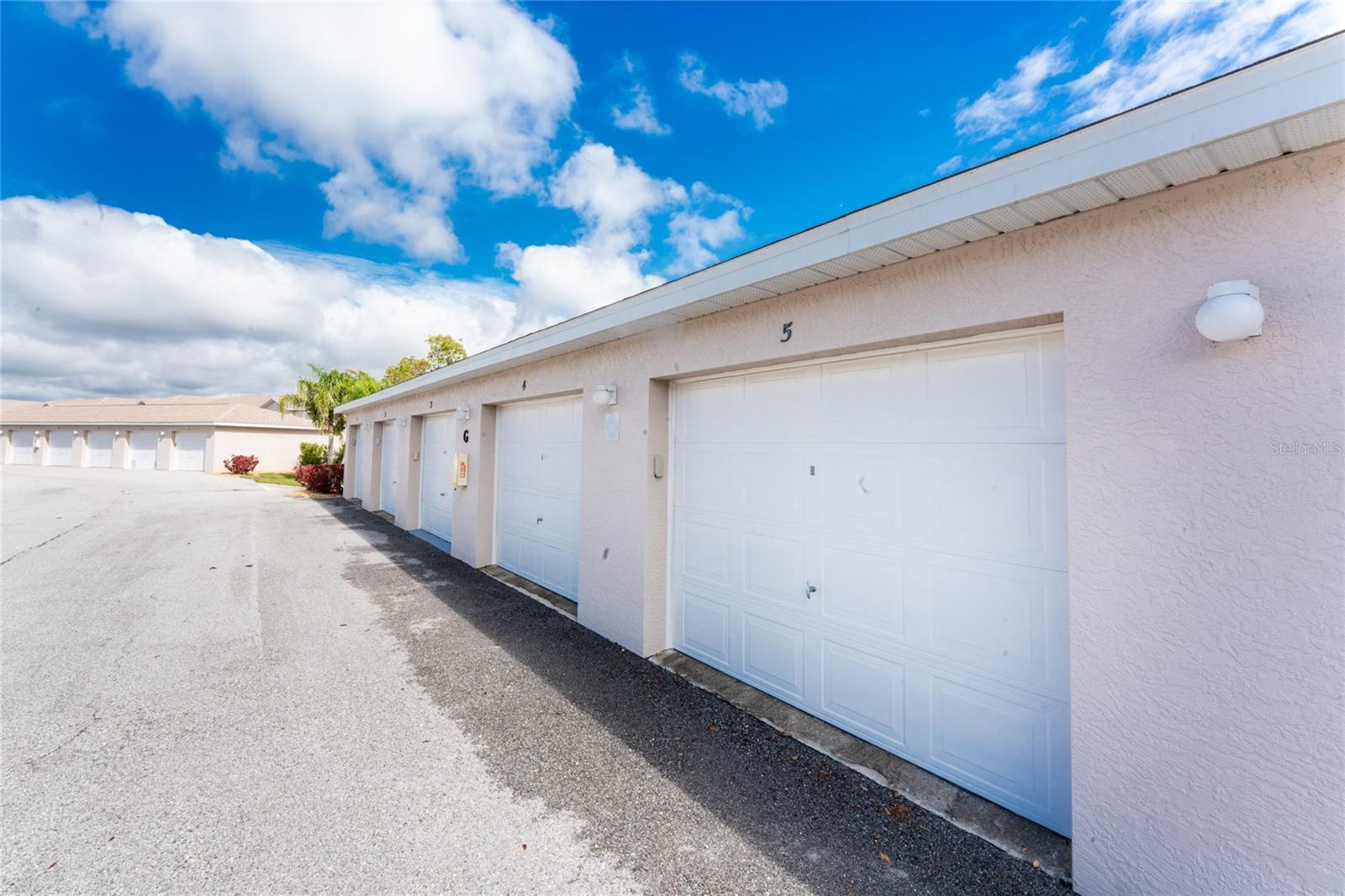 11644 SW EGRET CIR #305, LAKE SUZY, FL, 34269