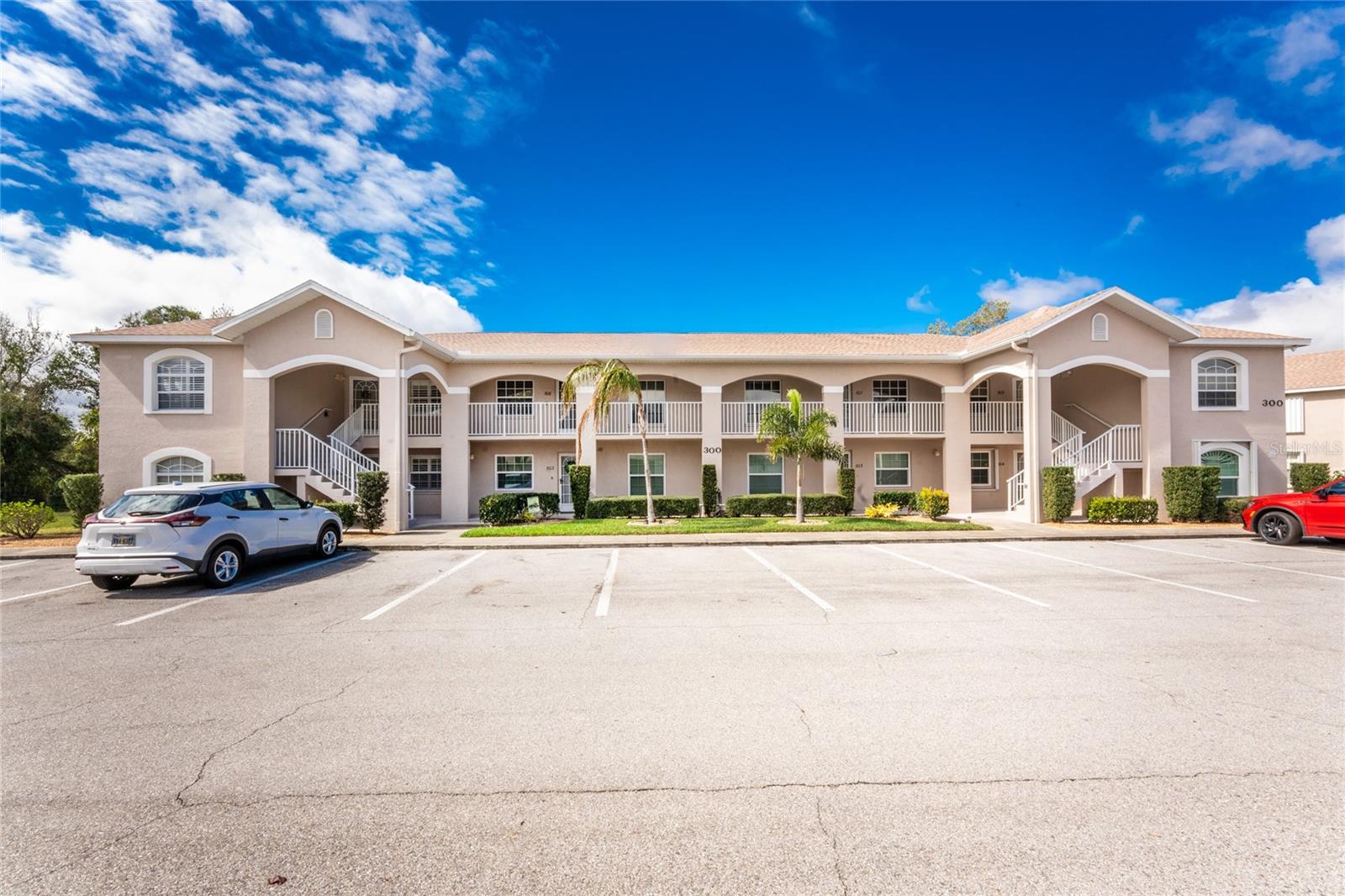 11644 SW EGRET CIR #305, LAKE SUZY, FL, 34269