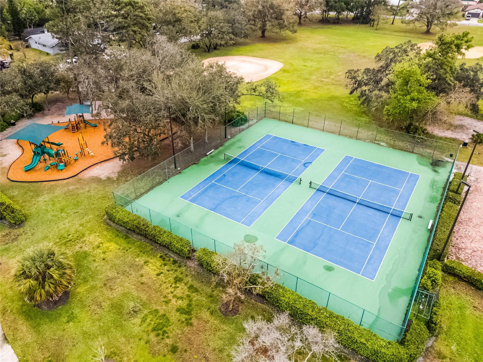 112 E CUMBERLAND CIR, LONGWOOD, FL, 32779