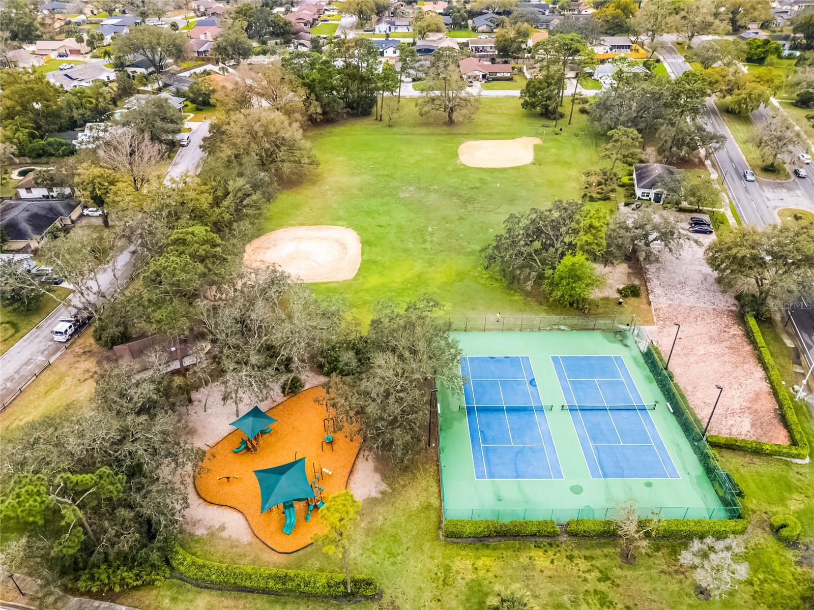 112 E CUMBERLAND CIR, LONGWOOD, FL, 32779