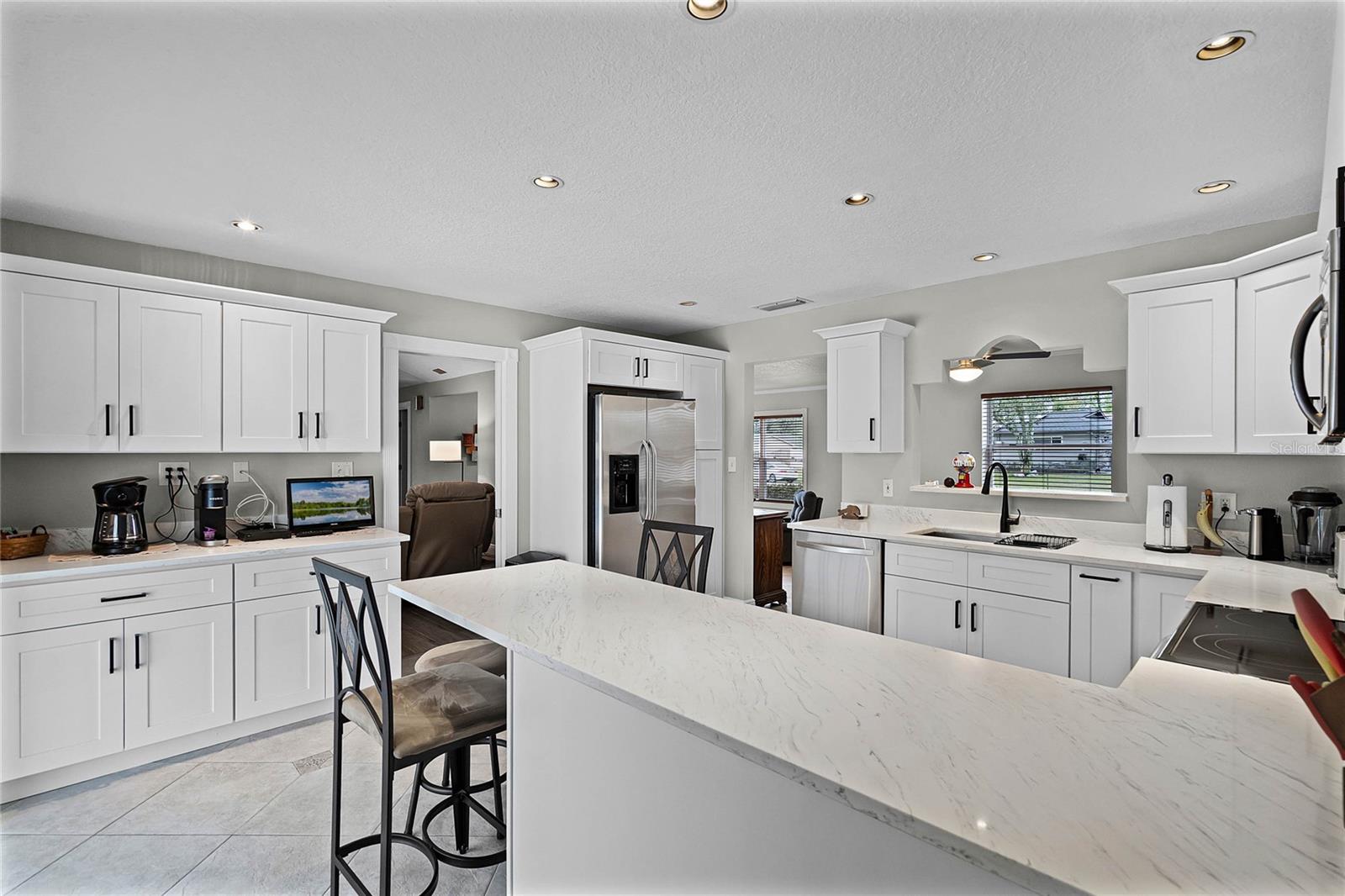 112 E CUMBERLAND CIR, LONGWOOD, FL, 32779
