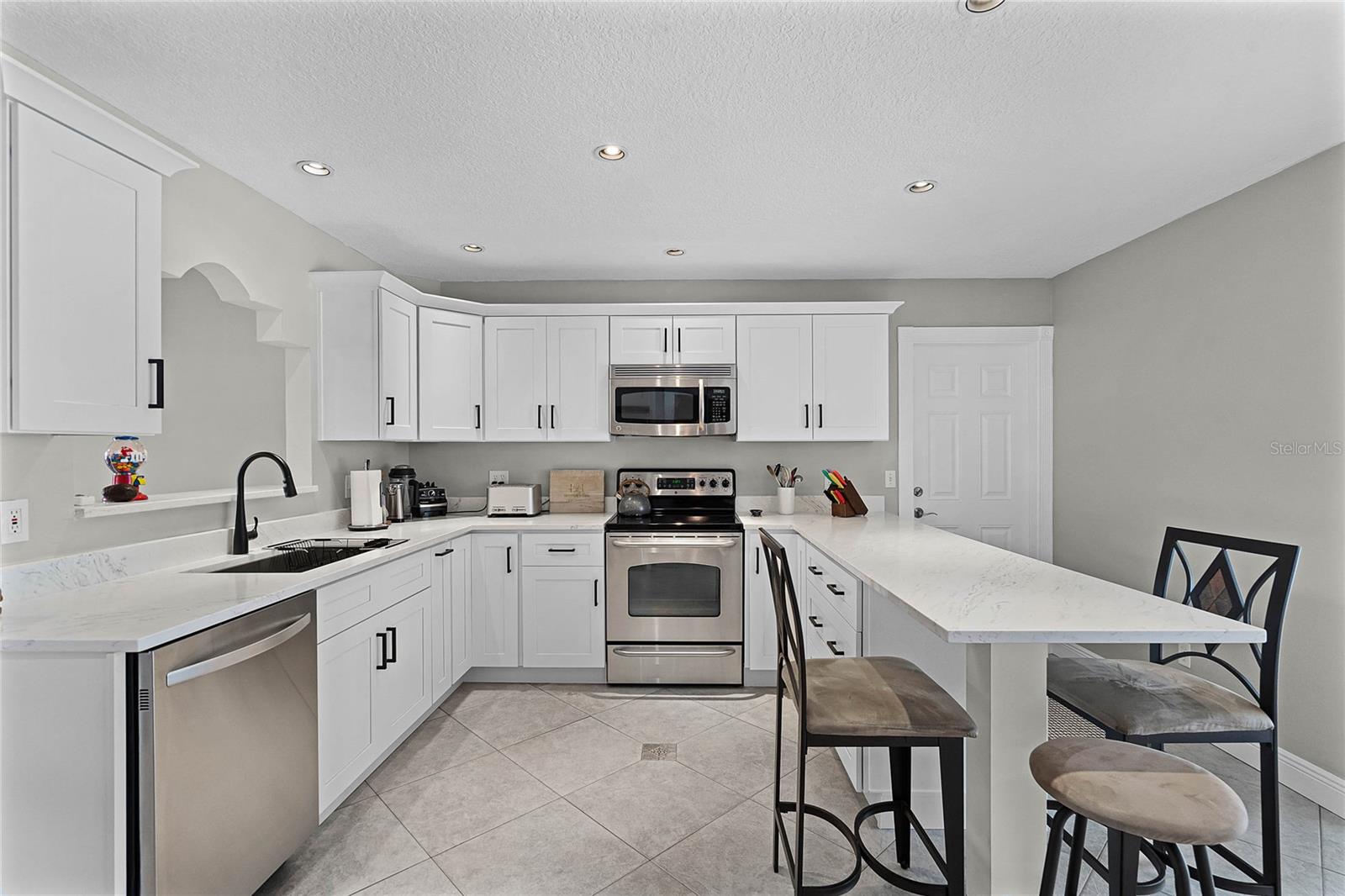 112 E CUMBERLAND CIR, LONGWOOD, FL, 32779