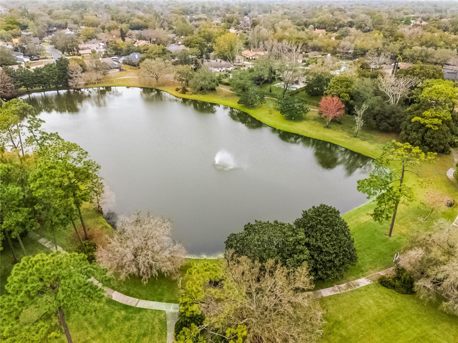 112 E CUMBERLAND CIR, LONGWOOD, FL, 32779