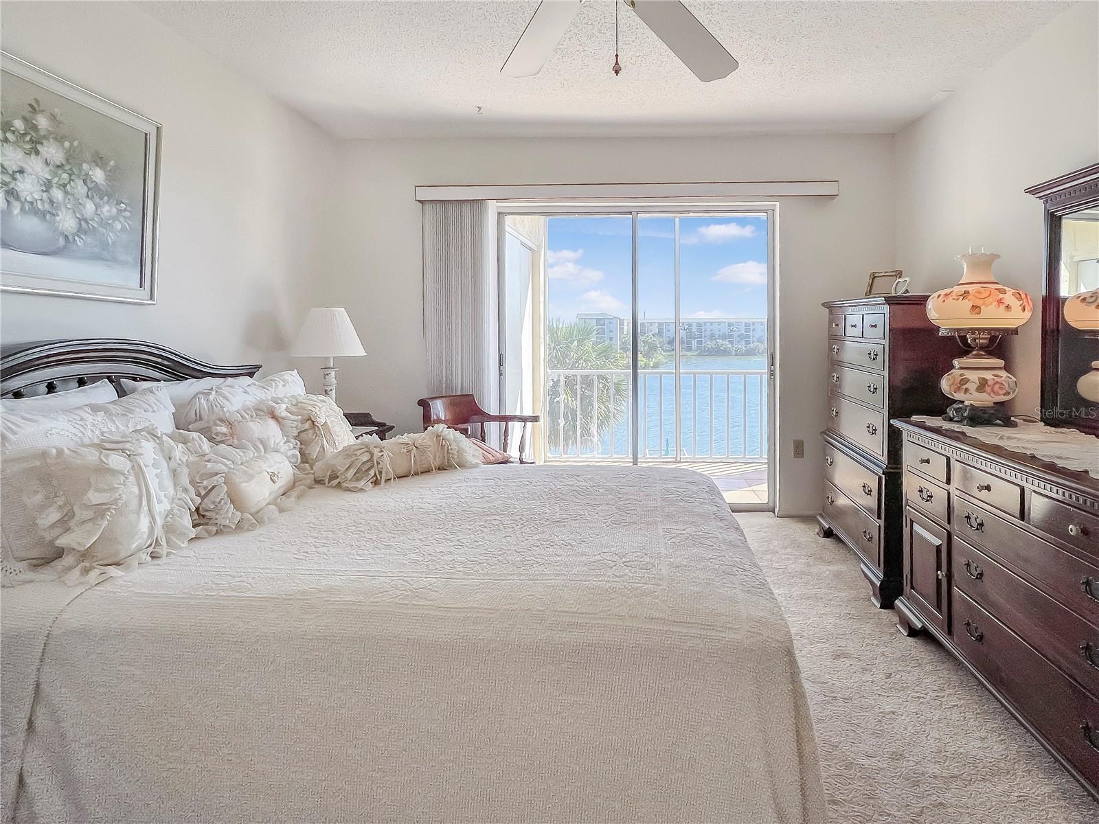 3424 LAKE BAYSHORE DR #405 BUILDING P, BRADENTON, FL, 34205