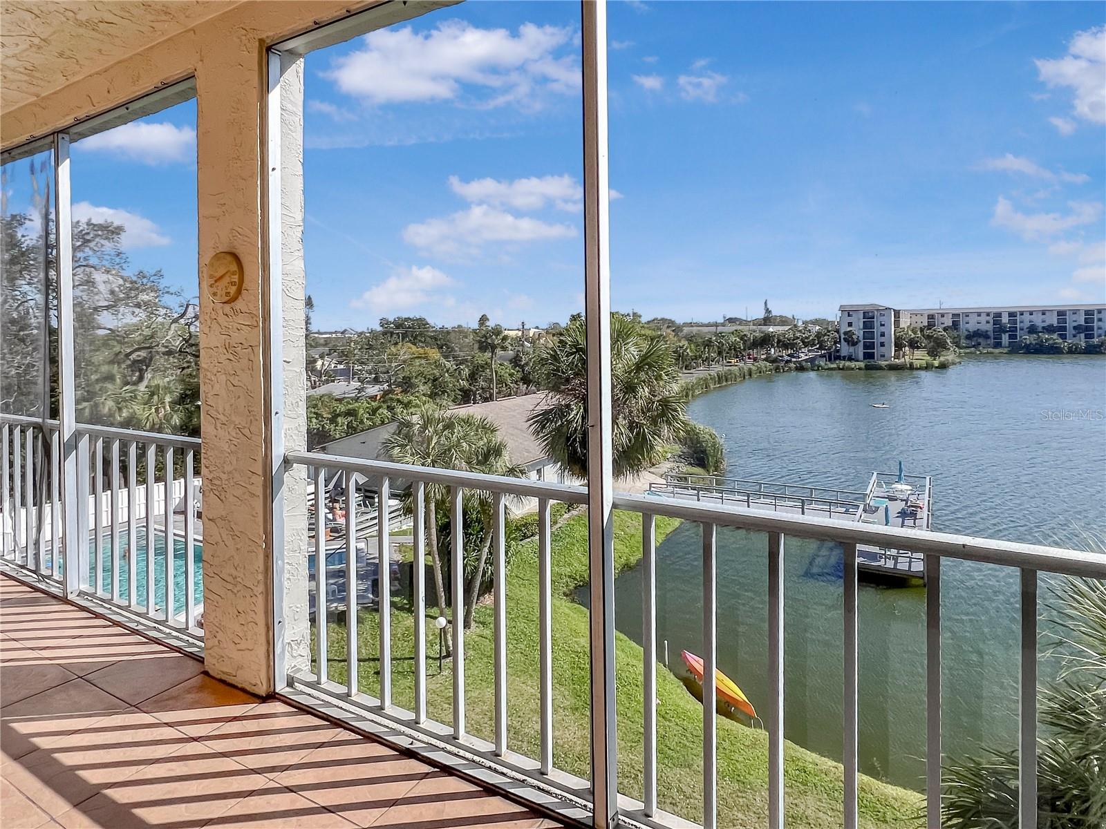 3424 LAKE BAYSHORE DR #405 BUILDING P, BRADENTON, FL, 34205