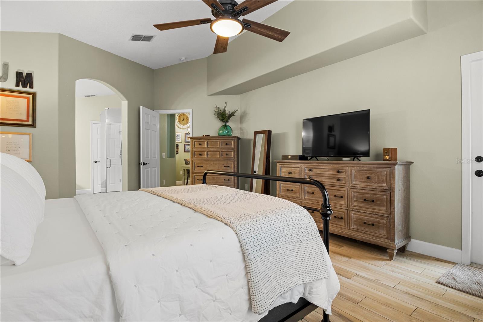 506 PRINCE CHARLES DR, DAVENPORT, FL, 33837