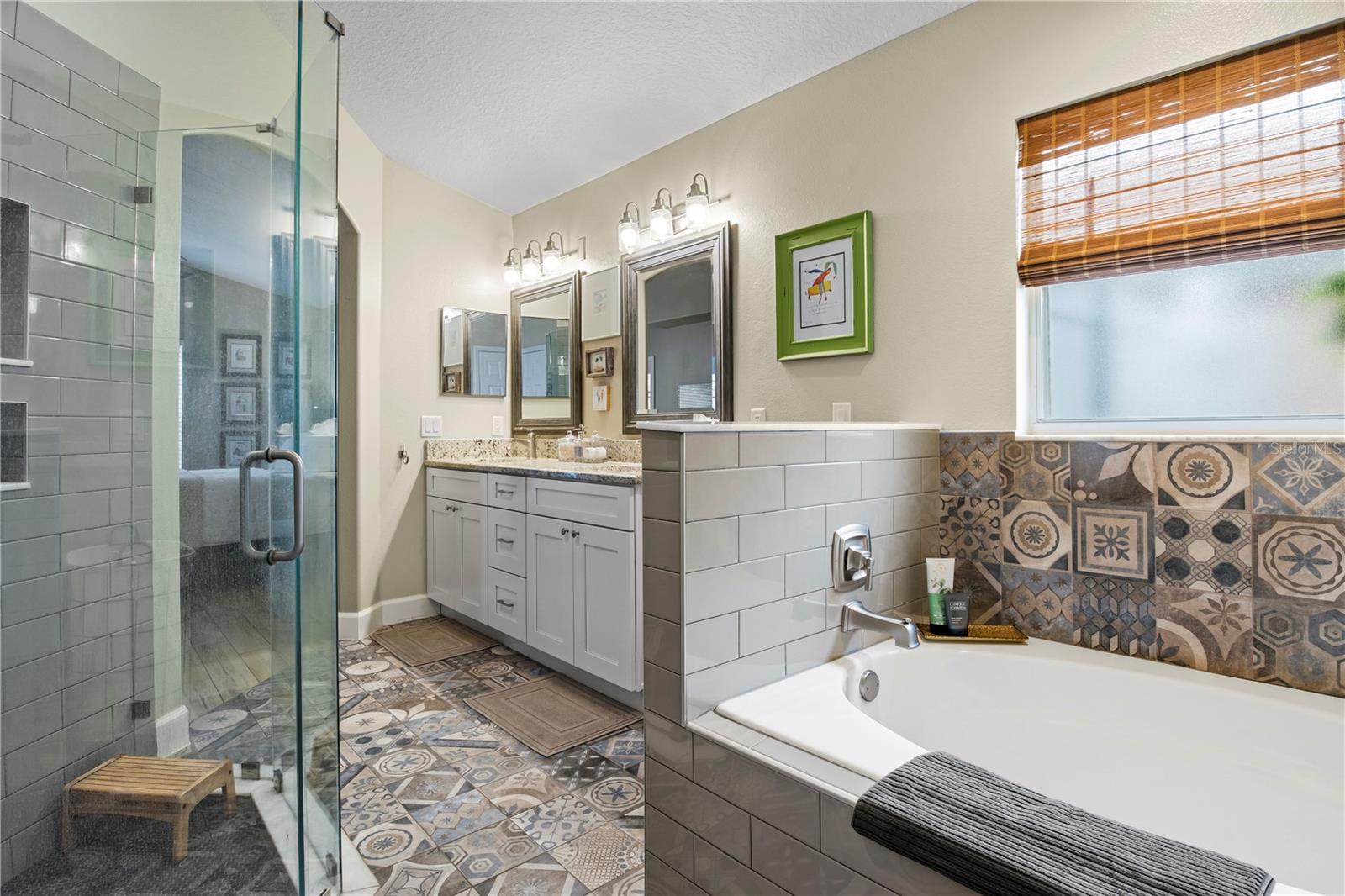 506 PRINCE CHARLES DR, DAVENPORT, FL, 33837