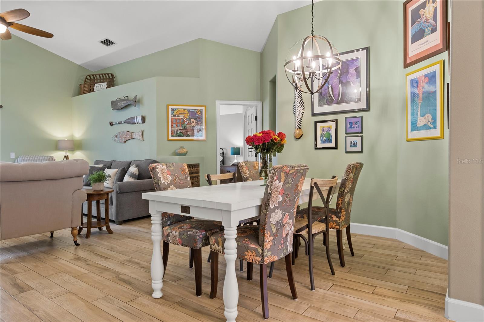 506 PRINCE CHARLES DR, DAVENPORT, FL, 33837