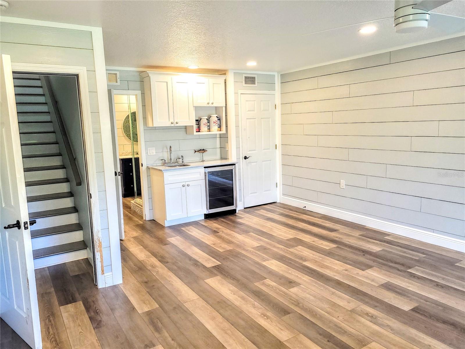 9914 INDIAN KEY TRL #32, SEMINOLE, FL, 33776