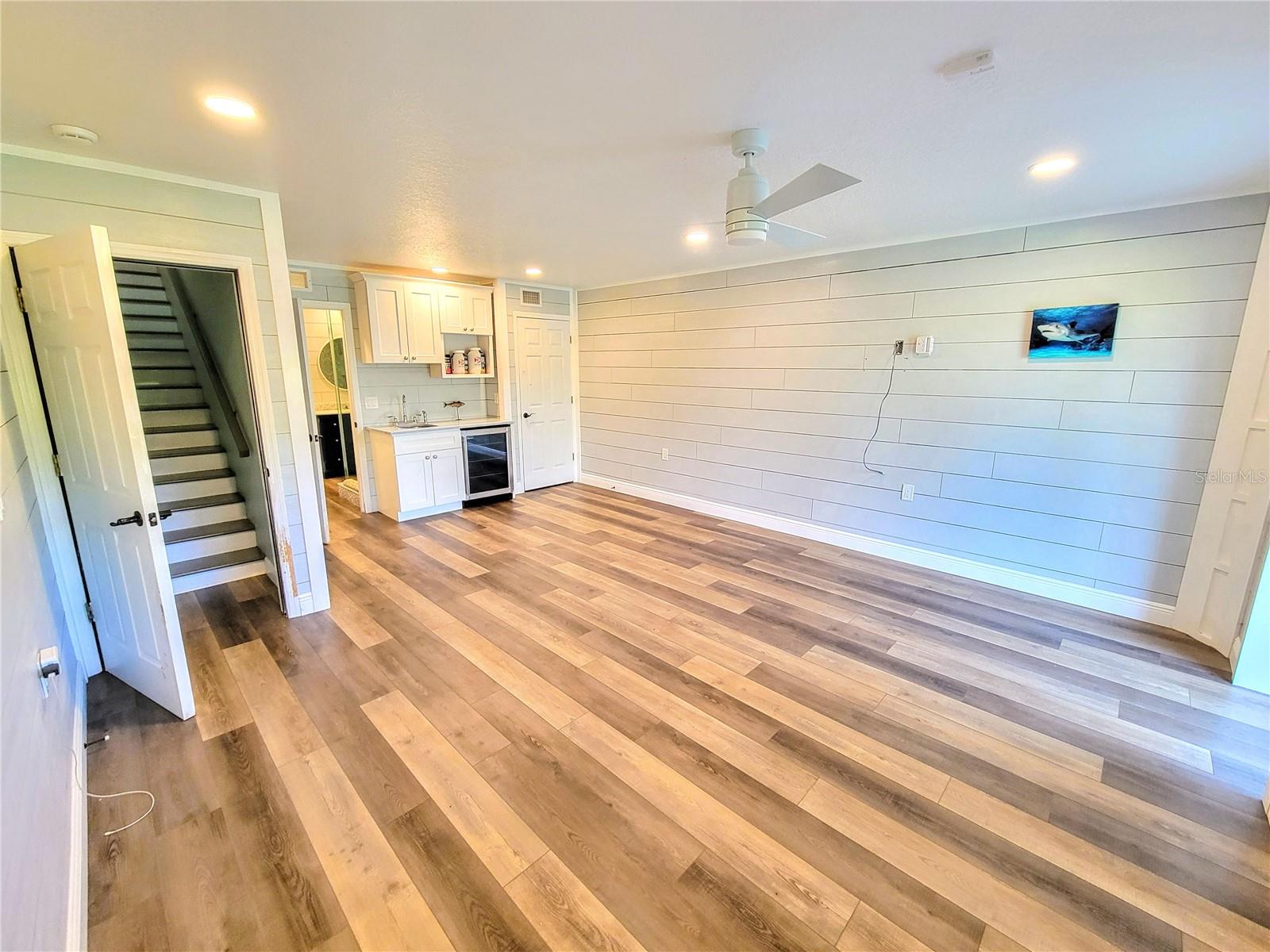 9914 INDIAN KEY TRL #32, SEMINOLE, FL, 33776