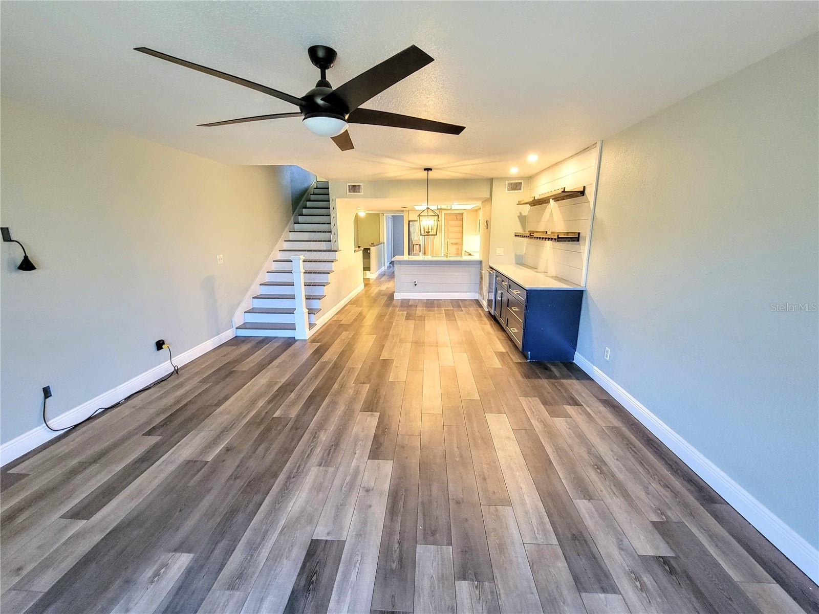 9914 INDIAN KEY TRL #32, SEMINOLE, FL, 33776