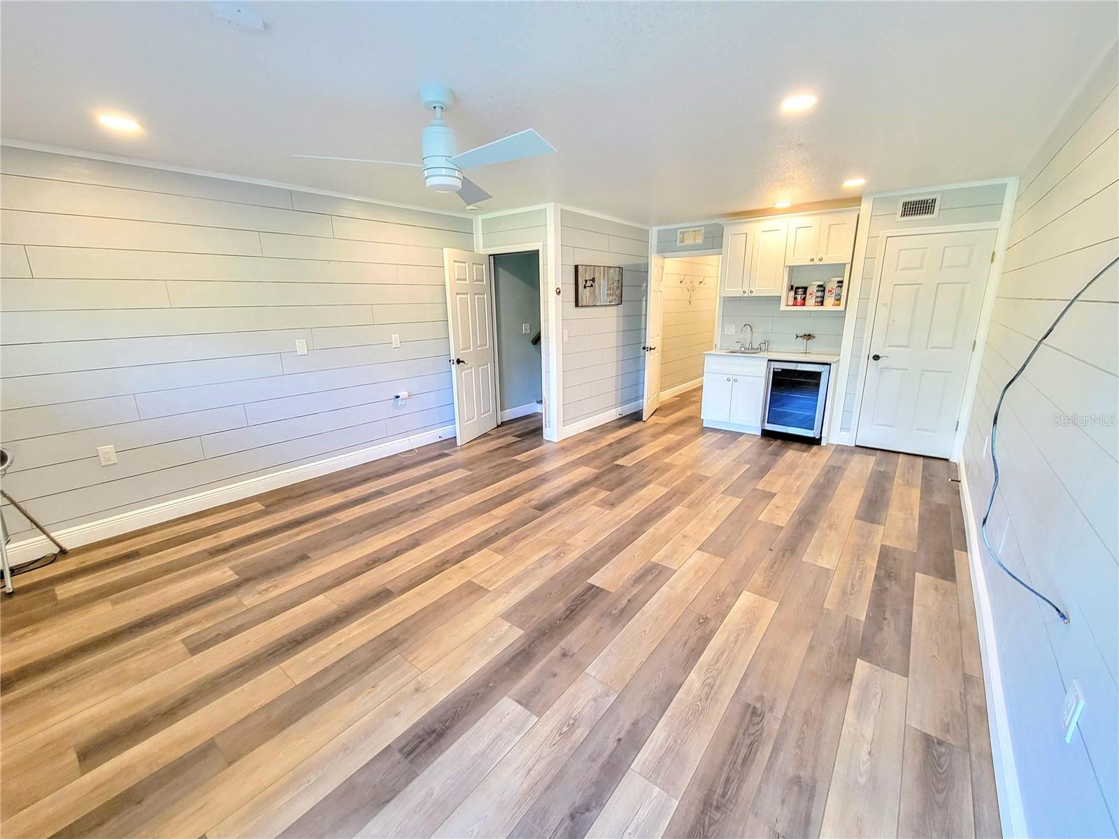 9914 INDIAN KEY TRL #32, SEMINOLE, FL, 33776