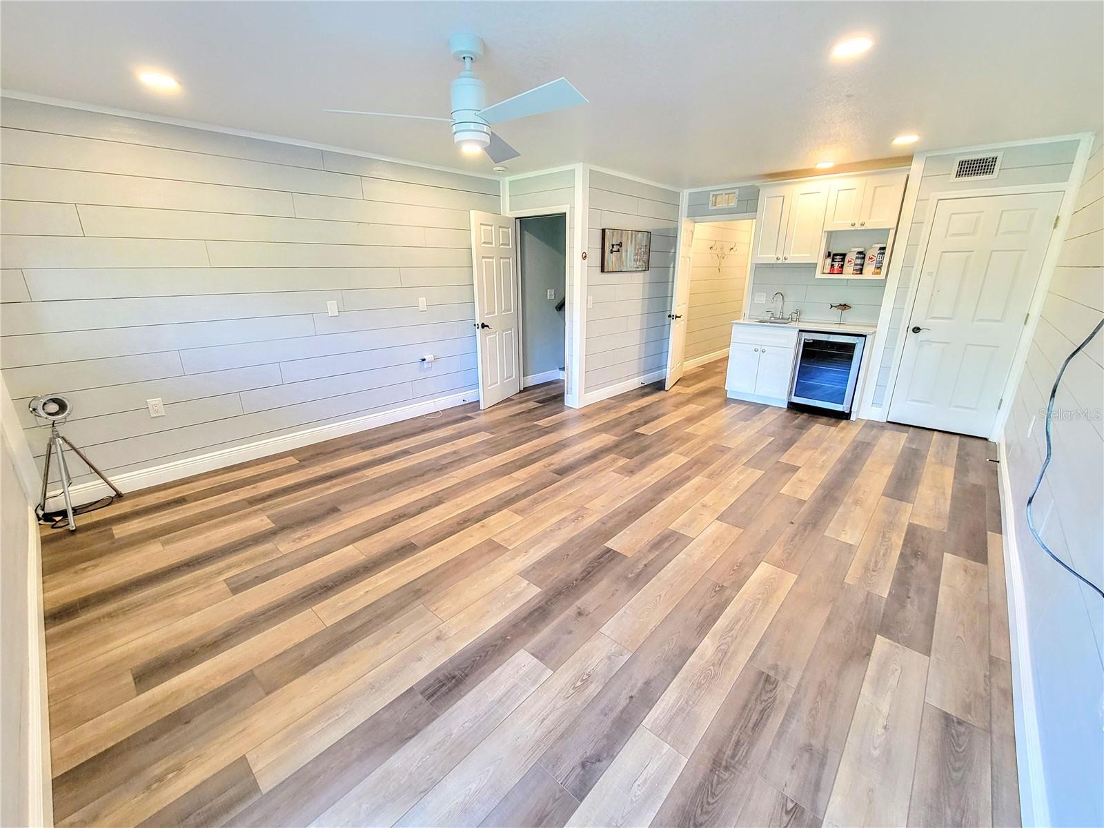 9914 INDIAN KEY TRL #32, SEMINOLE, FL, 33776