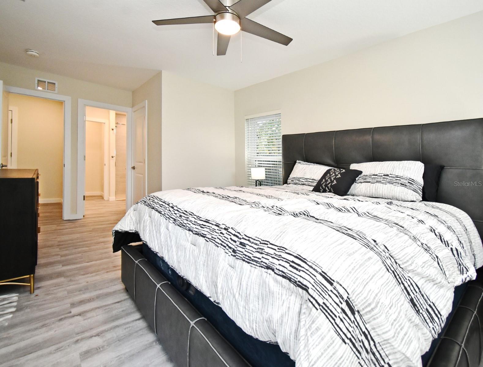 938 S BUMBY AVE, ORLANDO, FL, 32806