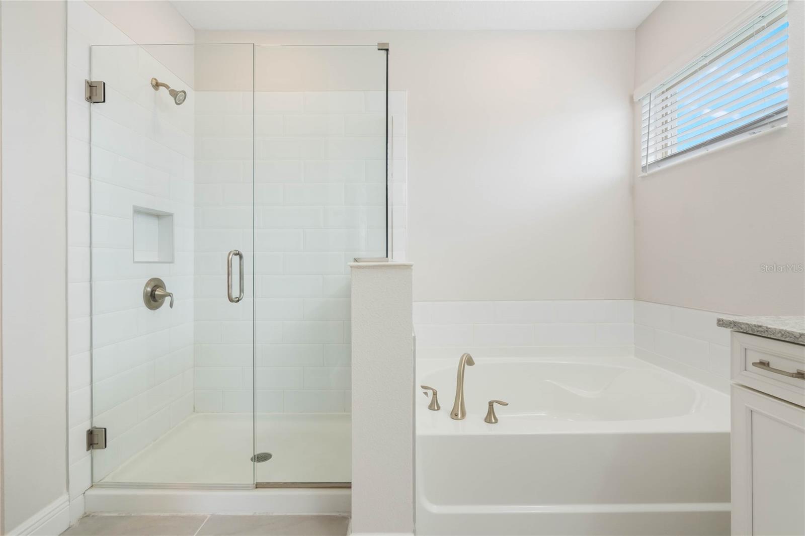 9729 LOST CREEK DR, WINTER GARDEN, FL, 34787