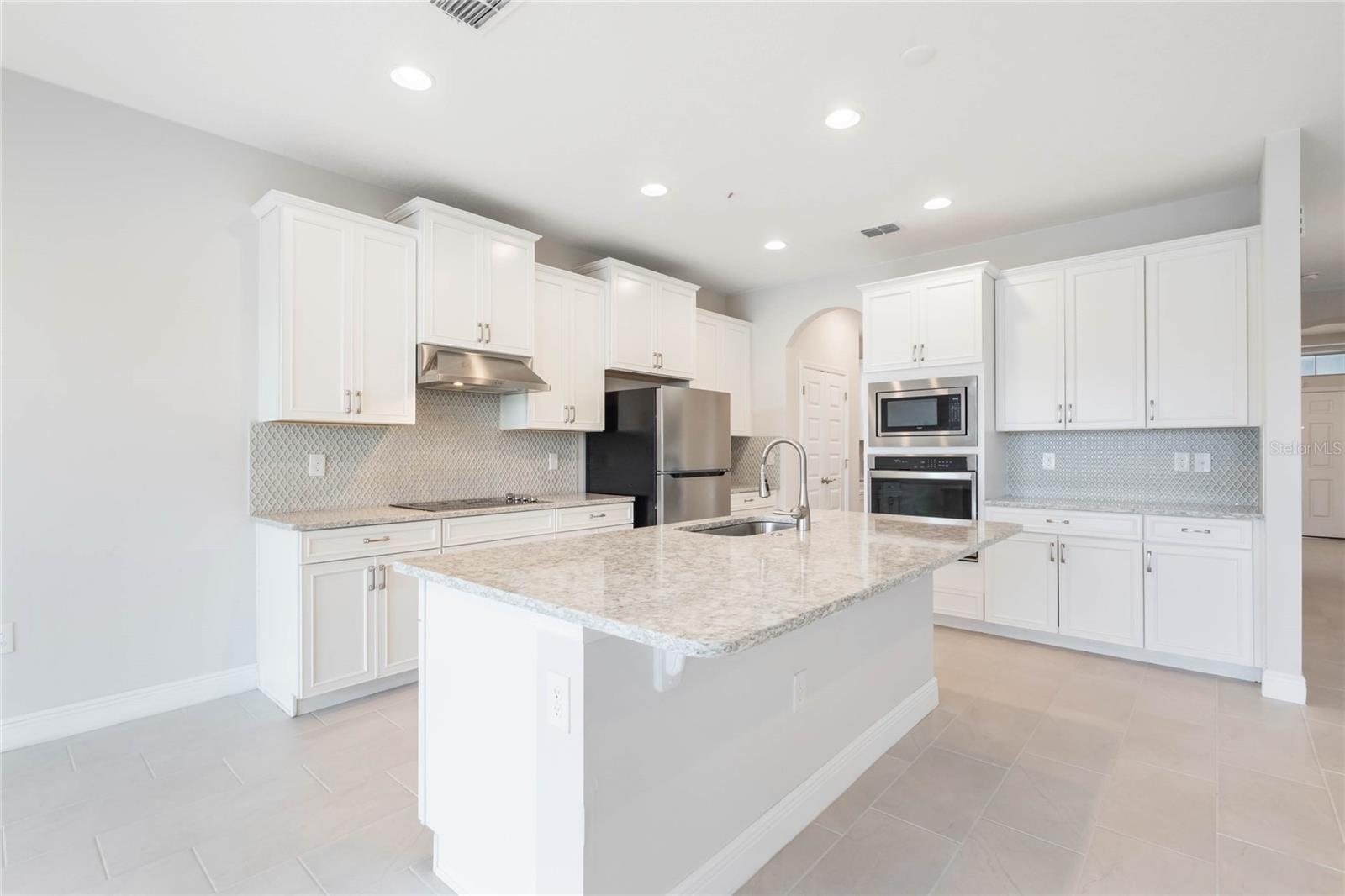 9729 LOST CREEK DR, WINTER GARDEN, FL, 34787