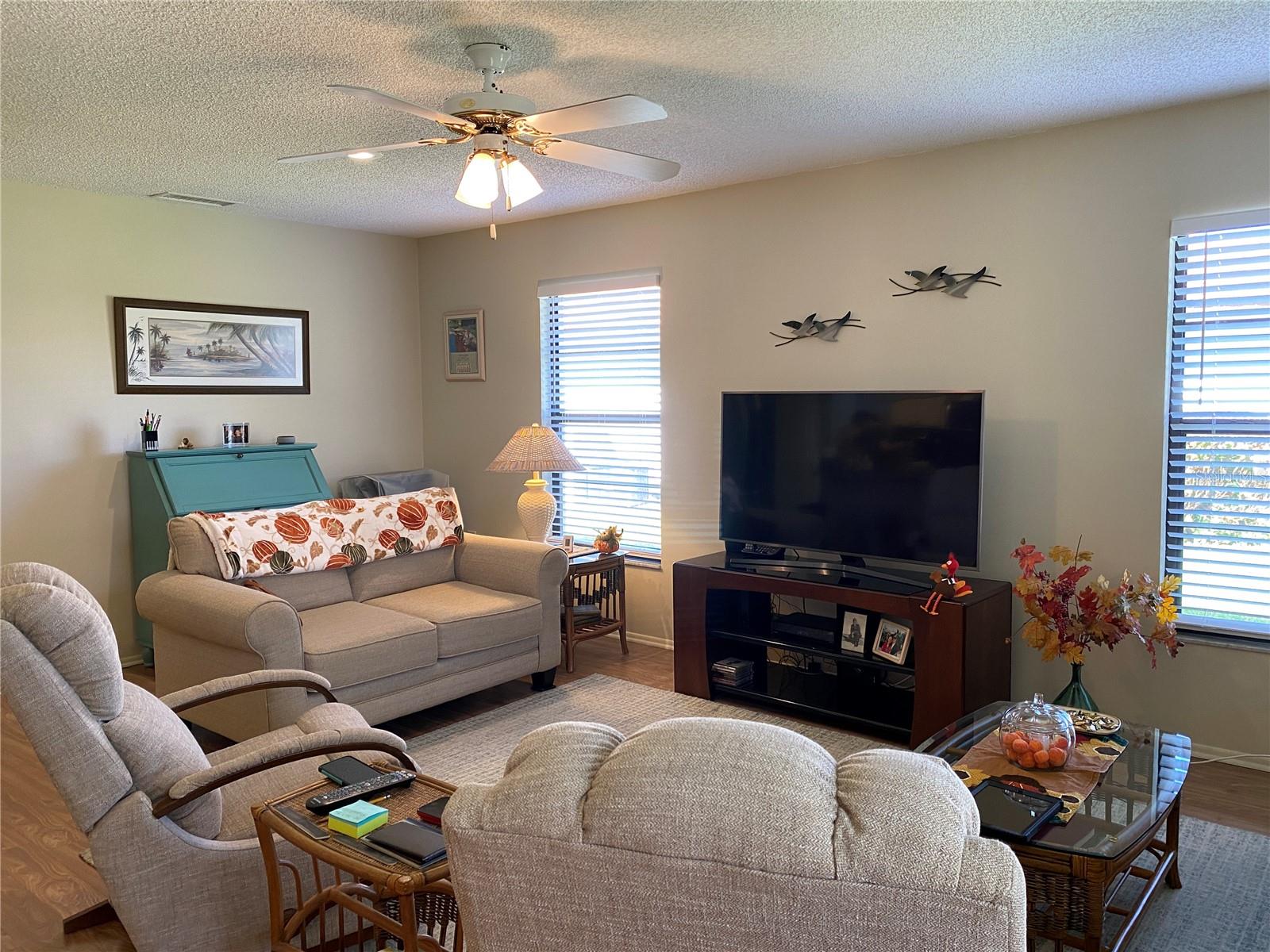 3002 VIVIENDA DR #22, BRADENTON, FL, 34207