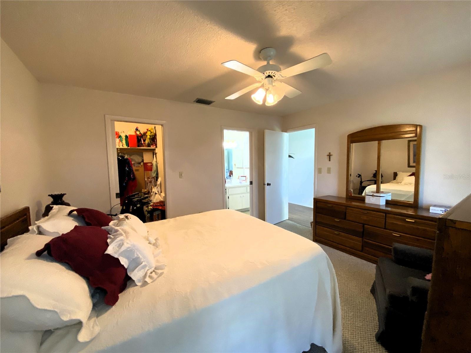 3002 VIVIENDA DR #22, BRADENTON, FL, 34207