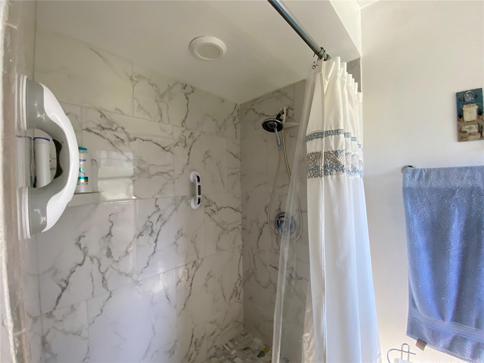 3002 VIVIENDA DR #22, BRADENTON, FL, 34207