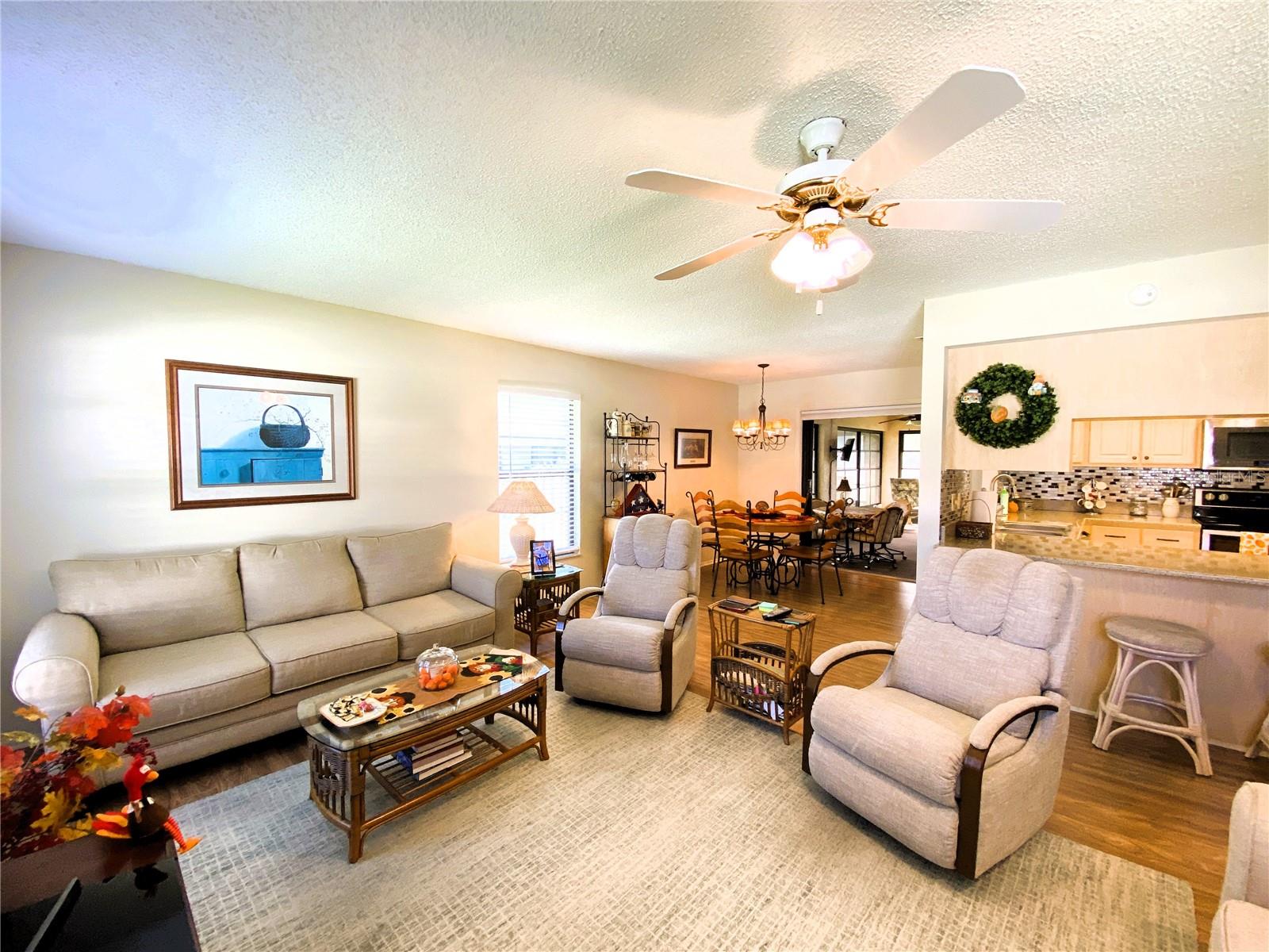 3002 VIVIENDA DR #22, BRADENTON, FL, 34207