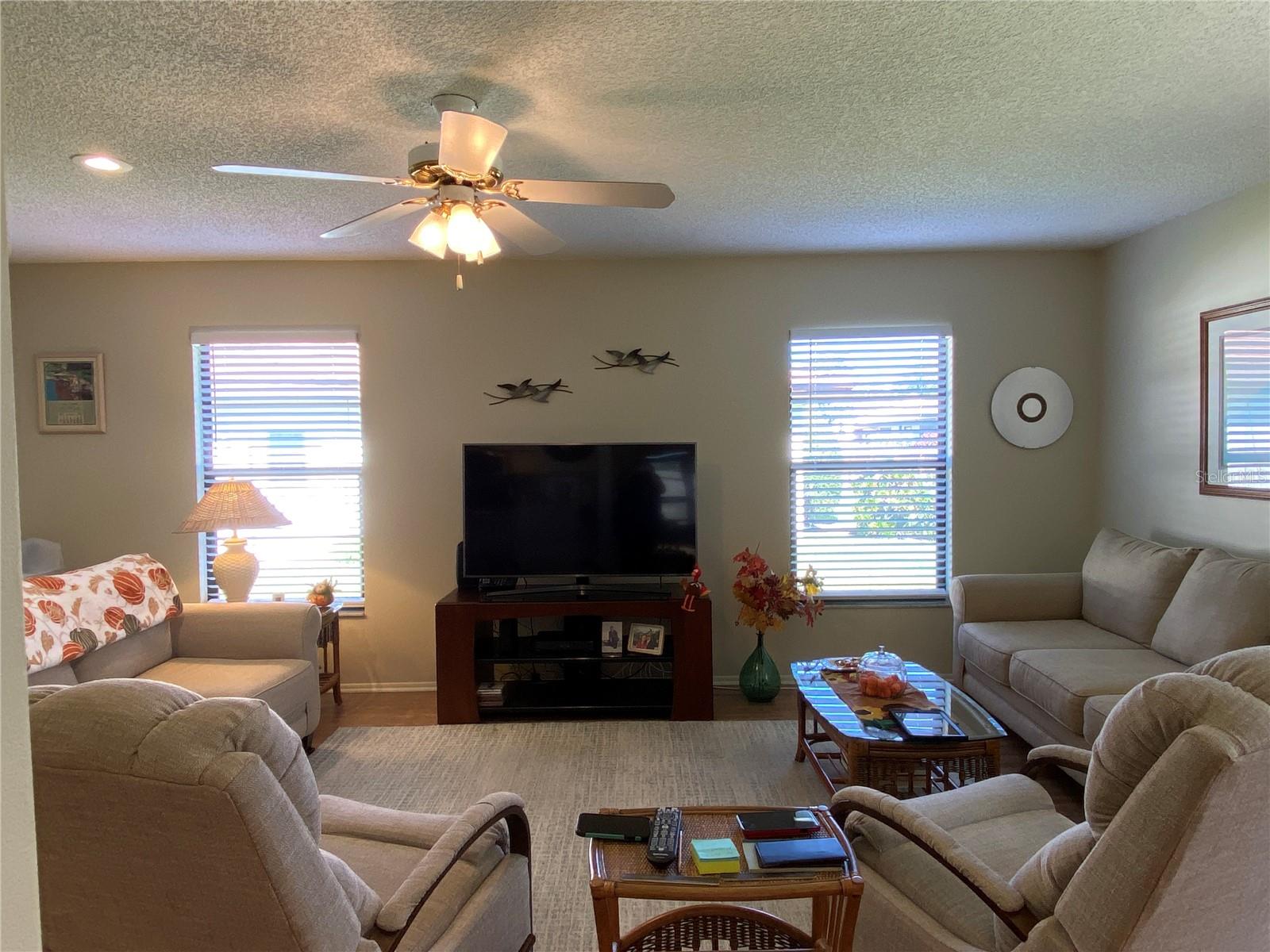 3002 VIVIENDA DR #22, BRADENTON, FL, 34207