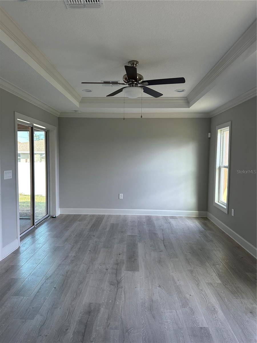 1056 TAMPA RD, VENICE, FL, 34293
