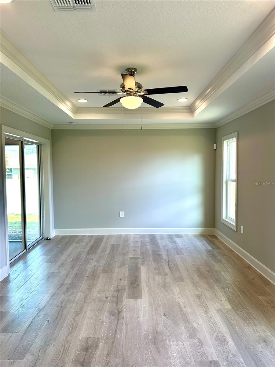 1056 TAMPA RD, VENICE, FL, 34293