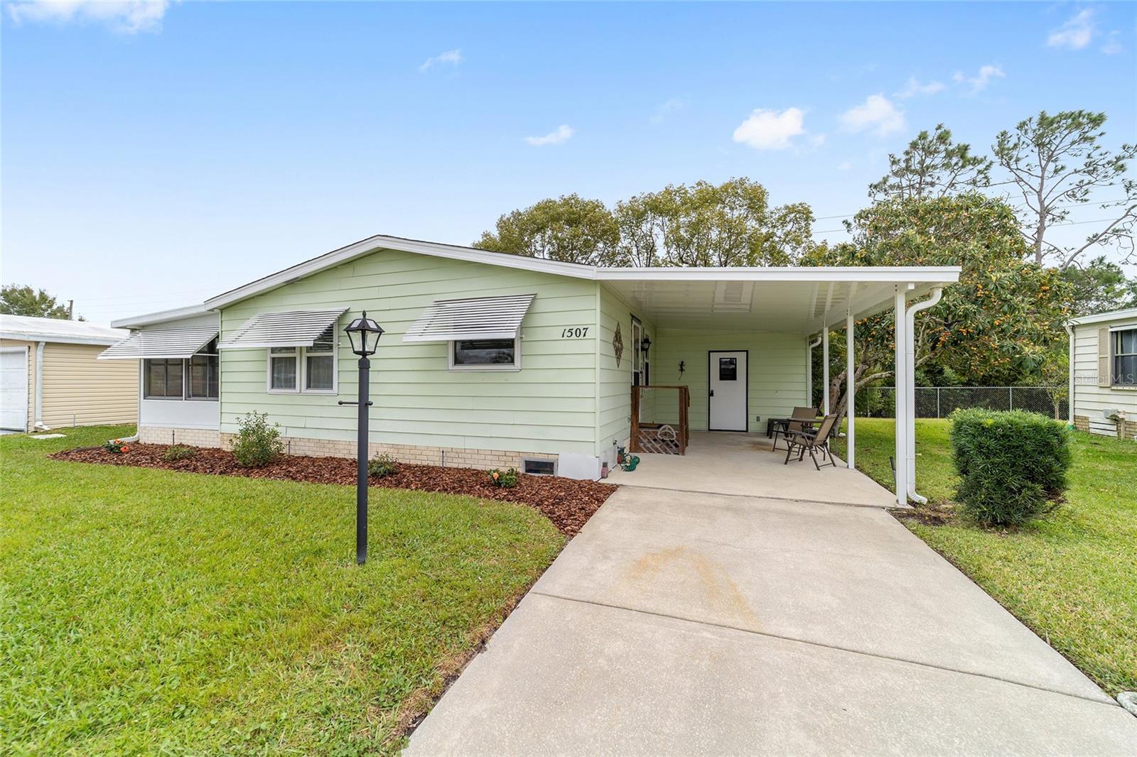 1507 E SCHWARTZ BLVD, LADY LAKE, FL, 32159